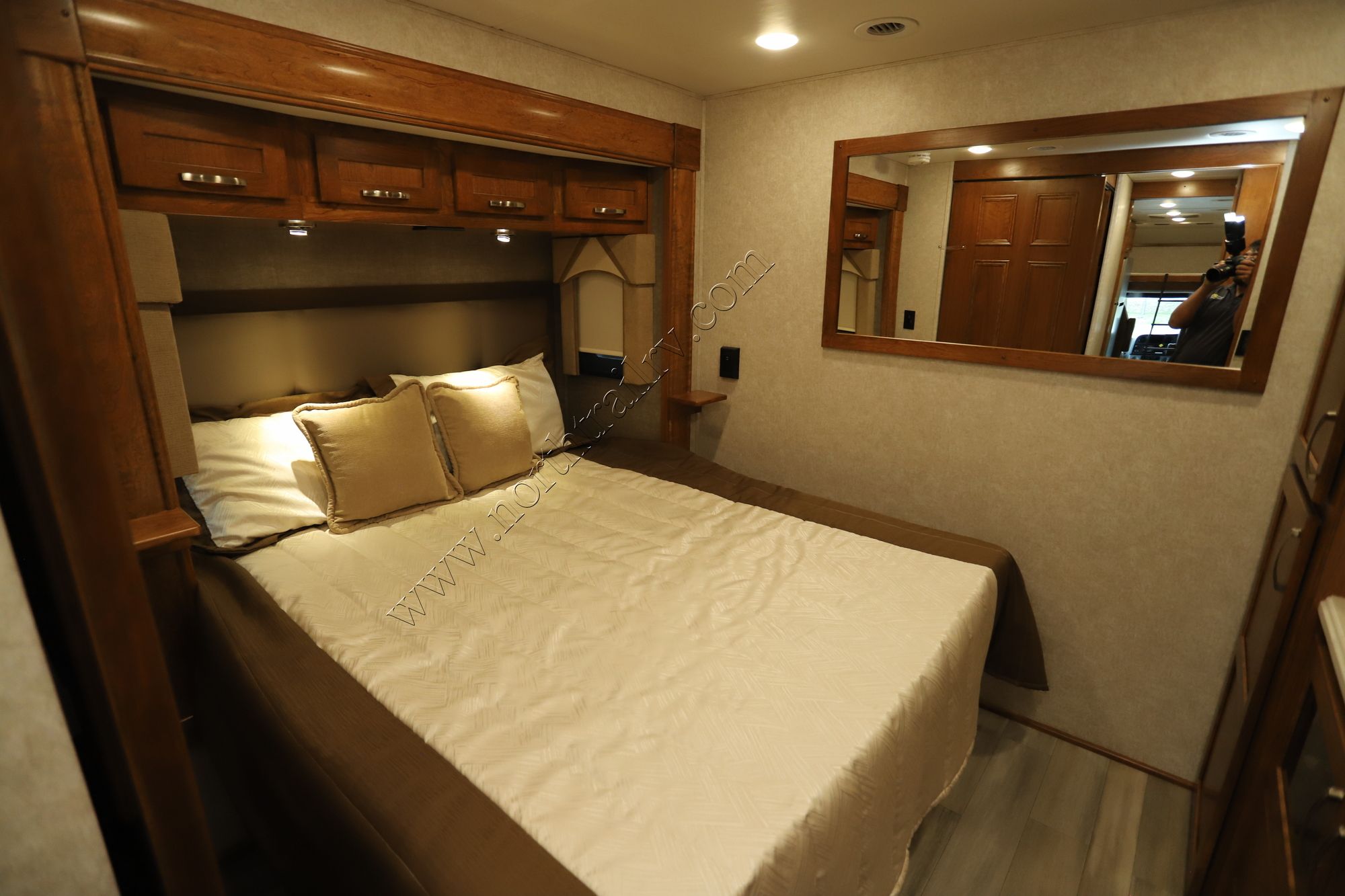 New 2022 Renegade Rv Valencia 35MB Super C  For Sale