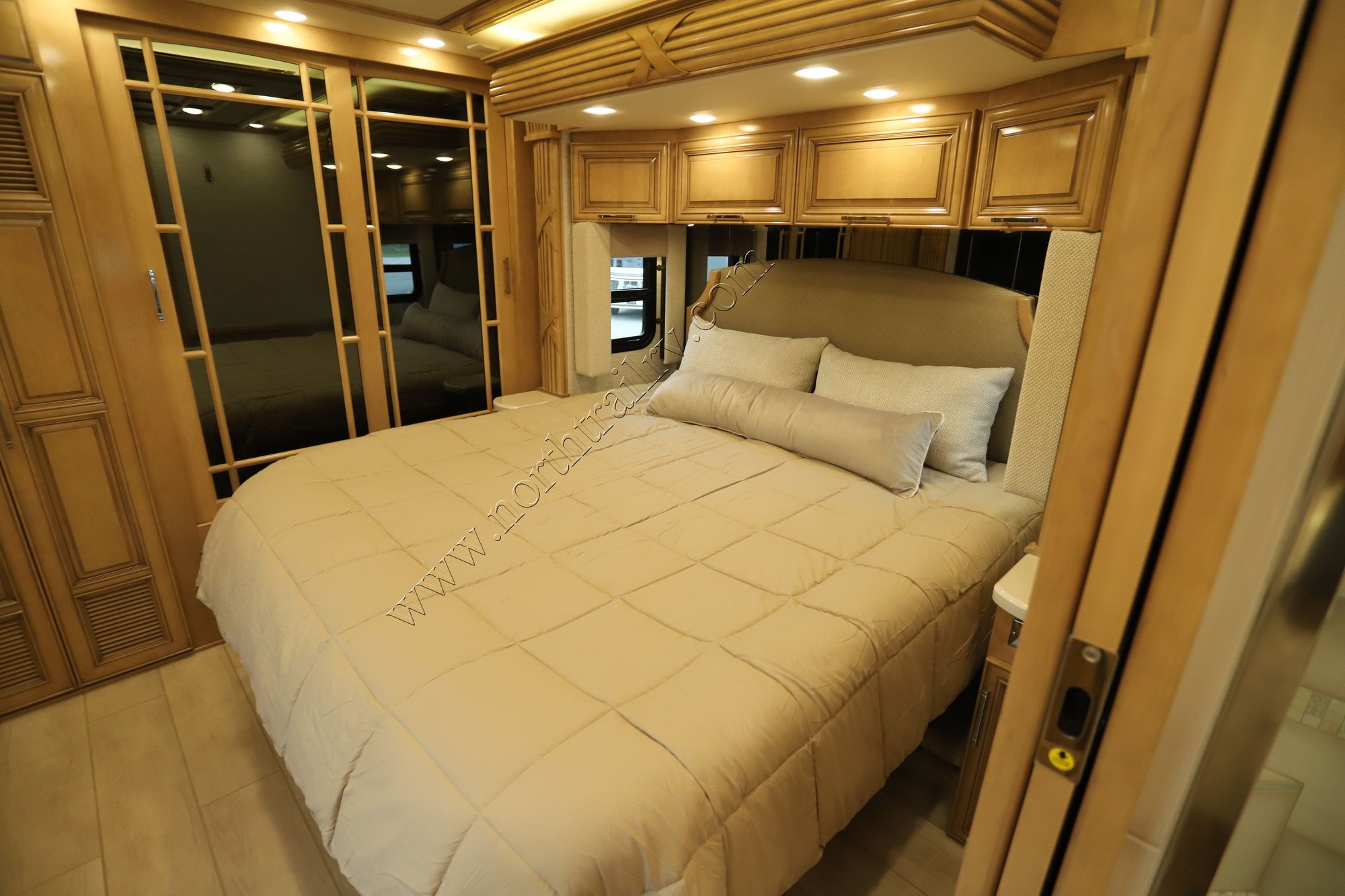 Used 2021 Newmar Supreme Aire 4575 Super C  For Sale