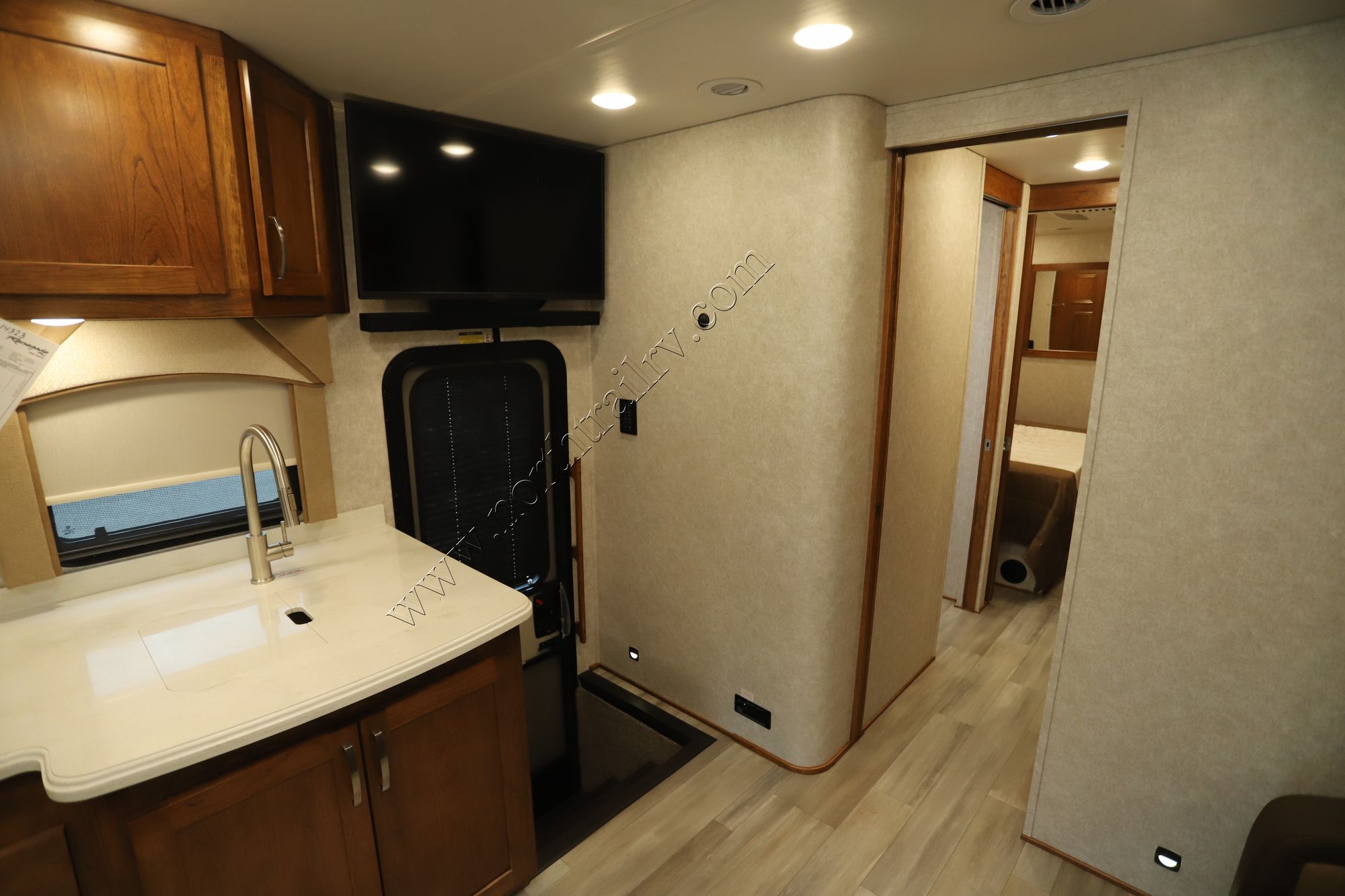 New 2022 Renegade Rv Valencia 35MB Super C  For Sale