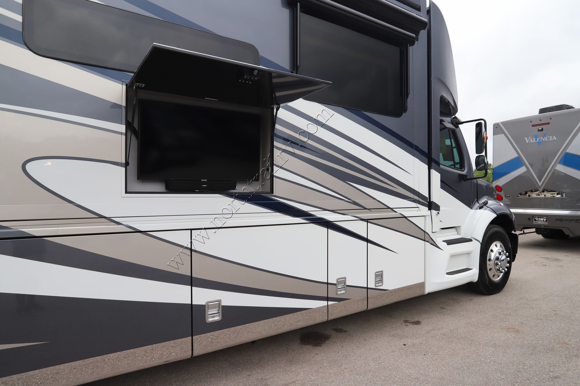 Used 2021 Newmar Supreme Aire 4575 Super C  For Sale