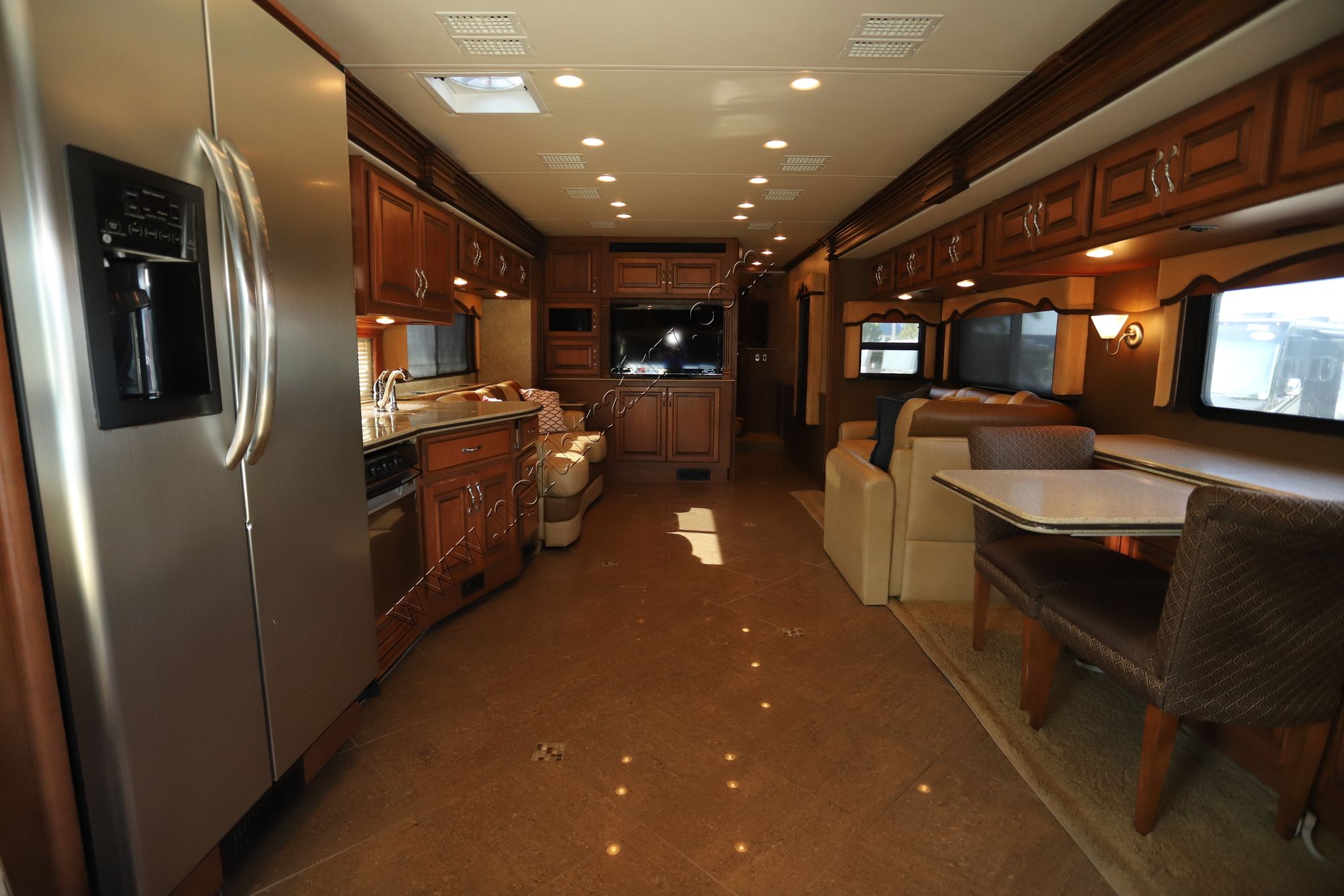 Used 2013 Fleetwood Discovery 40X Class A  For Sale