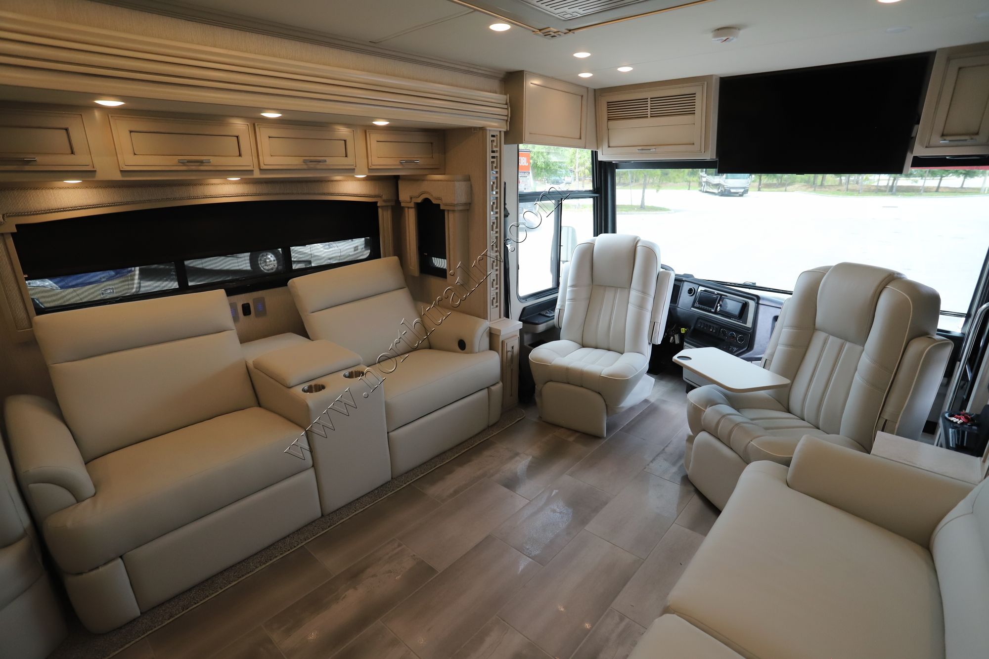 New 2022 Newmar Ventana 4369 Class A  For Sale