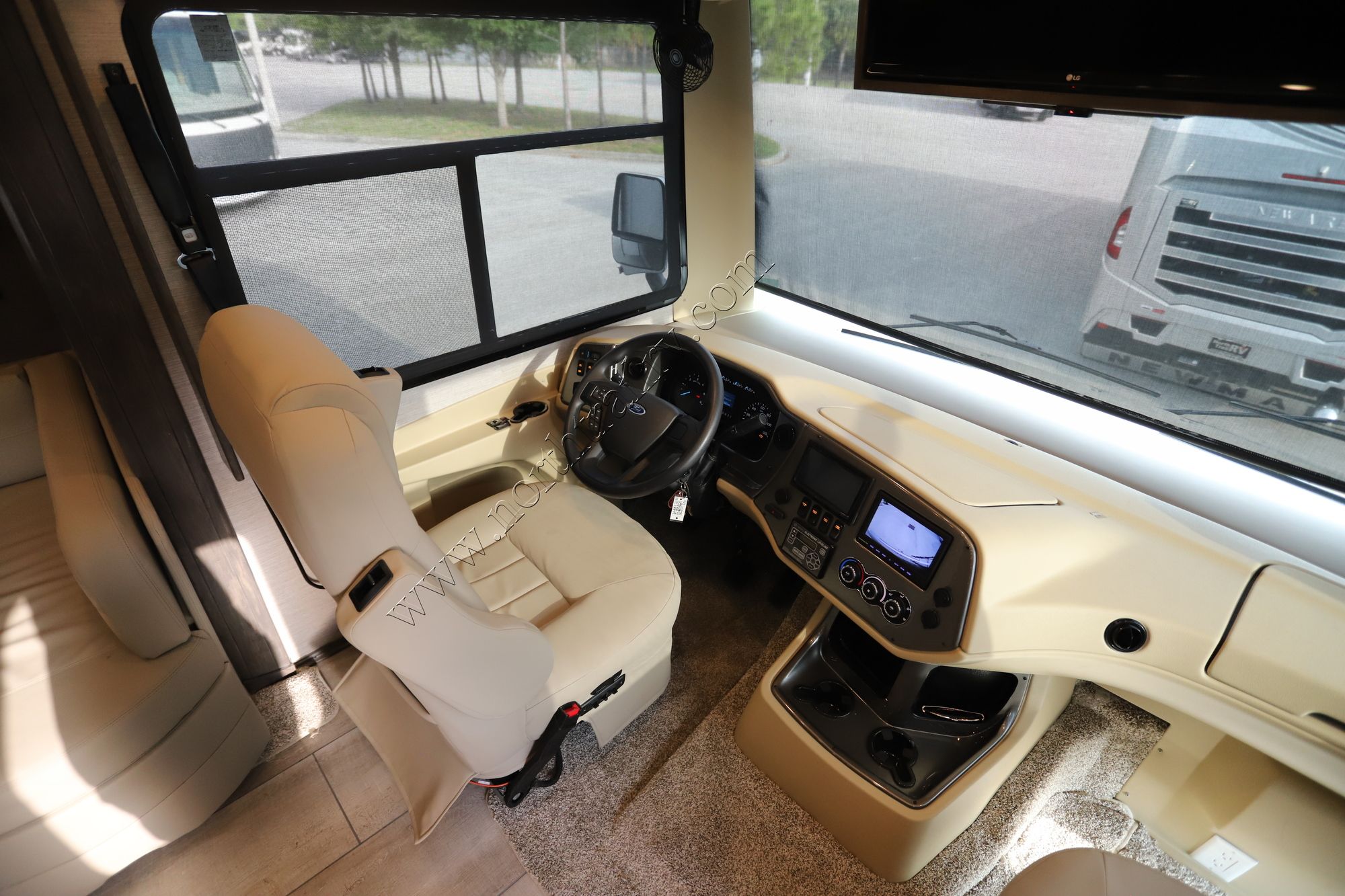 New 2022 Tiffin Motor Homes Allegro 36UA Class A  For Sale