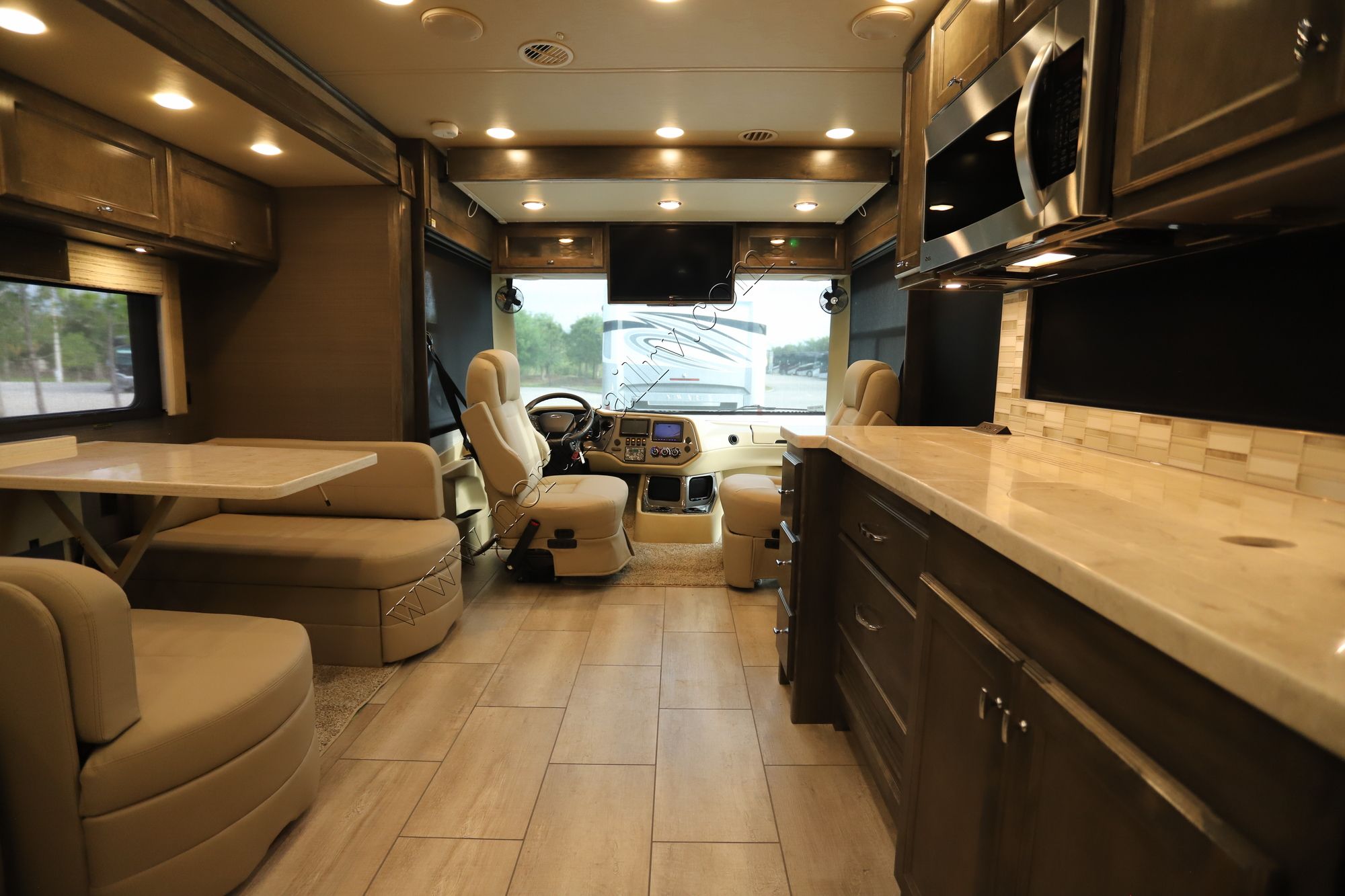 New 2022 Tiffin Motor Homes Allegro 36UA Class A  For Sale