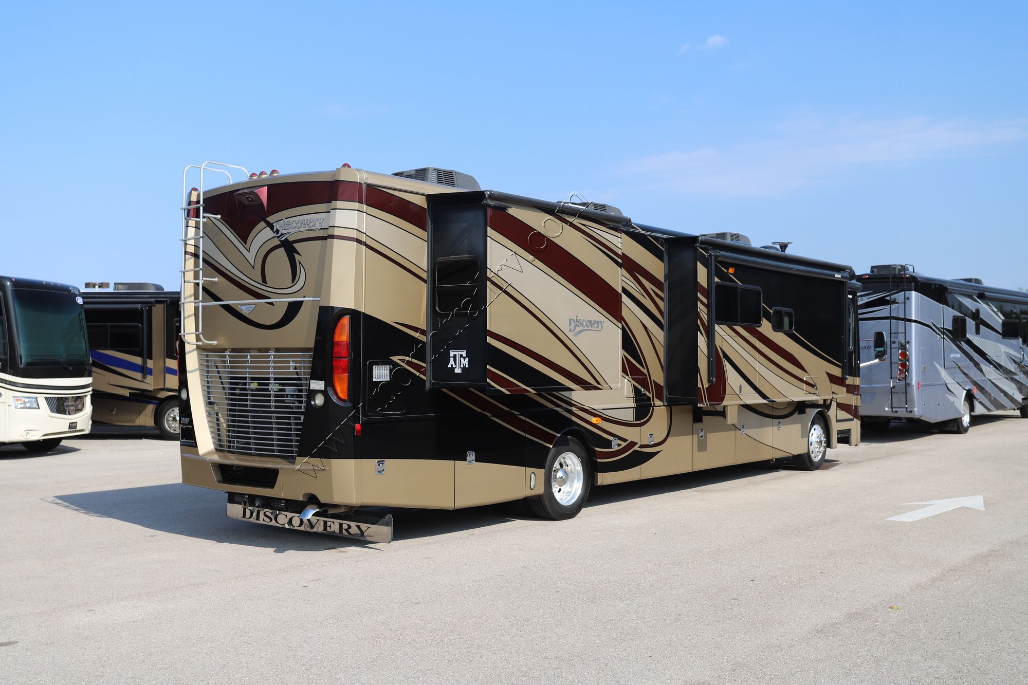 Used 2013 Fleetwood Discovery 40X Class A  For Sale