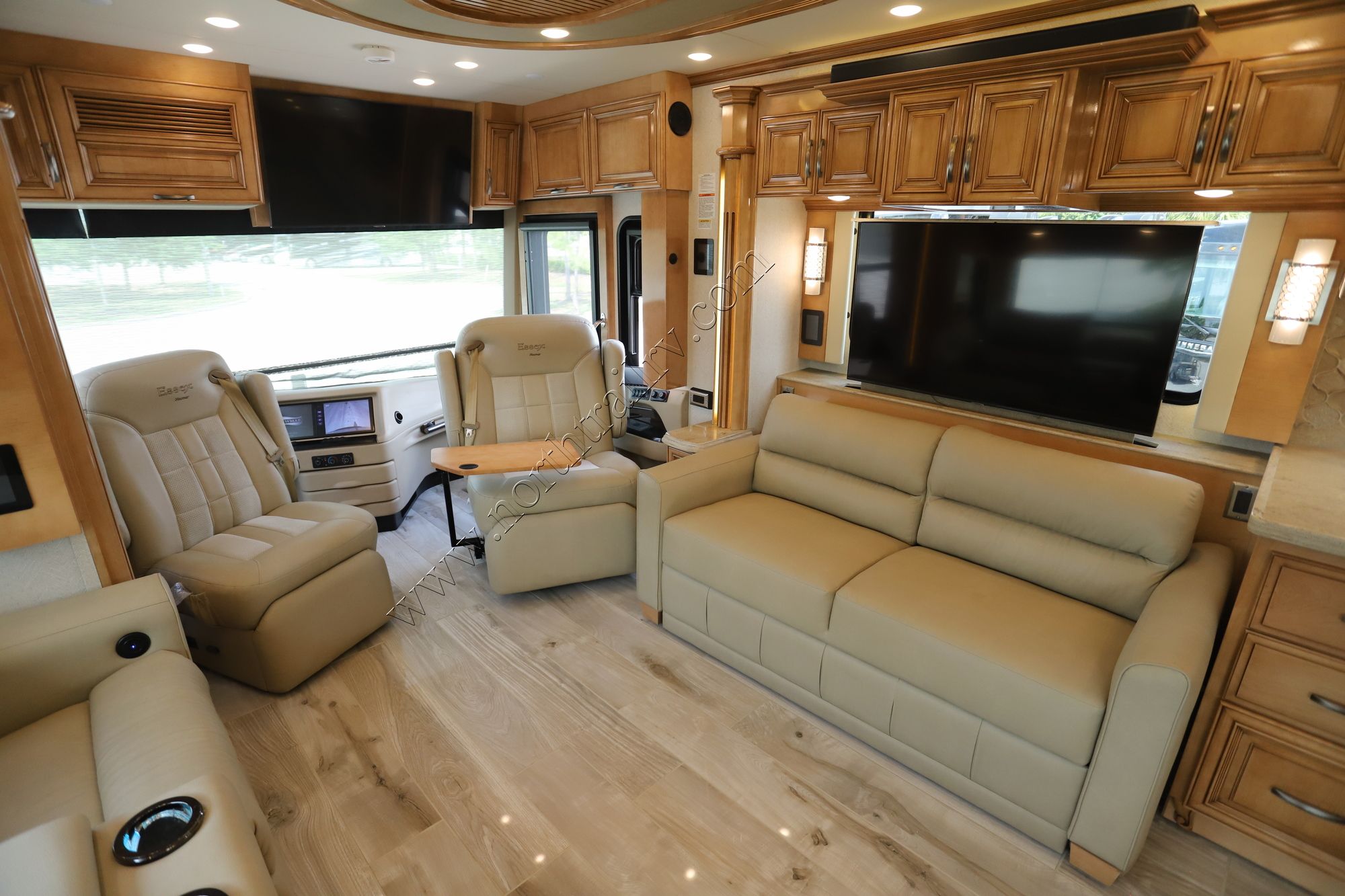 New 2022 Newmar Essex 4551 Class A  For Sale