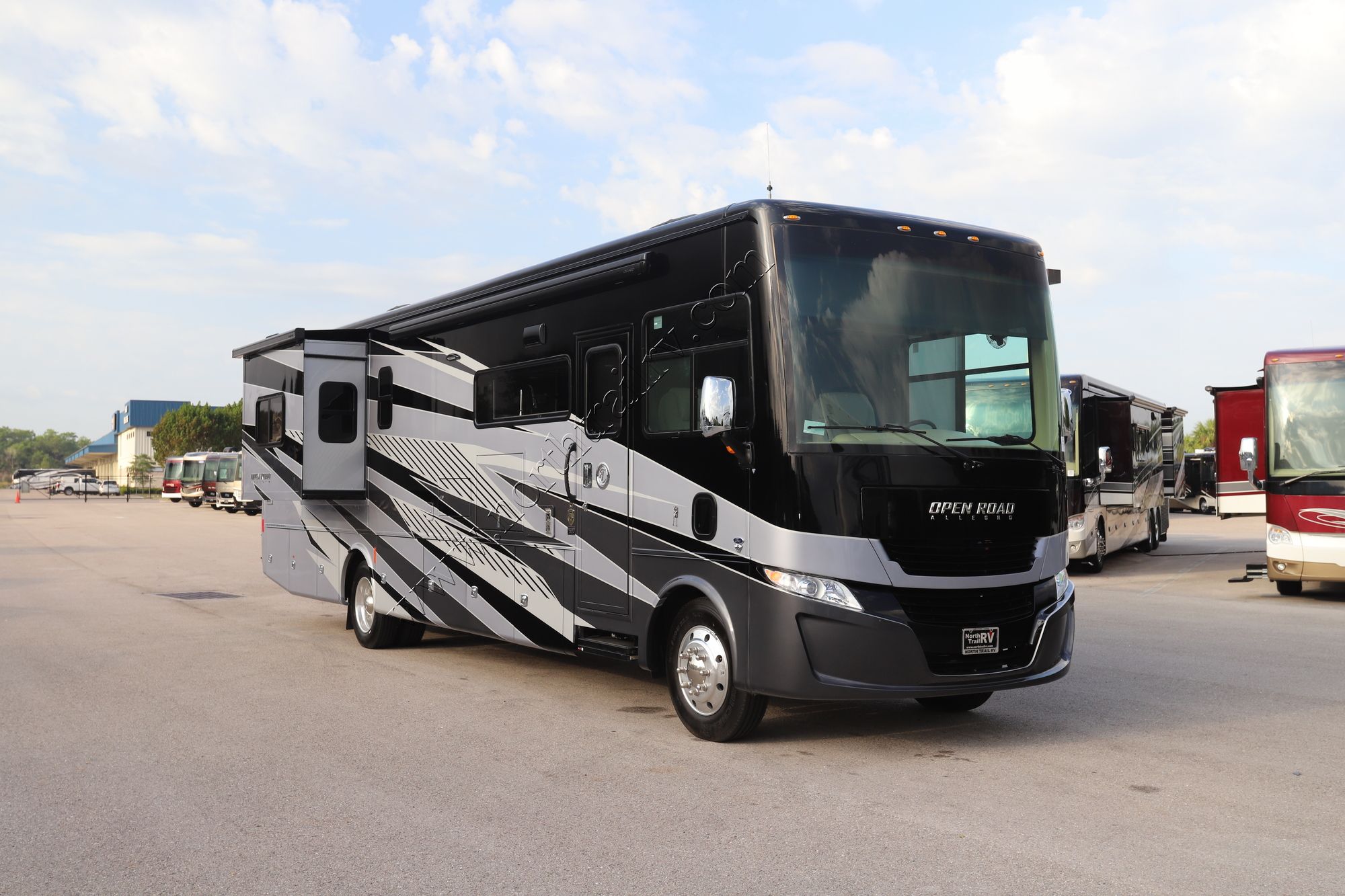 New 2022 Tiffin Motor Homes Allegro 36UA Class A  For Sale