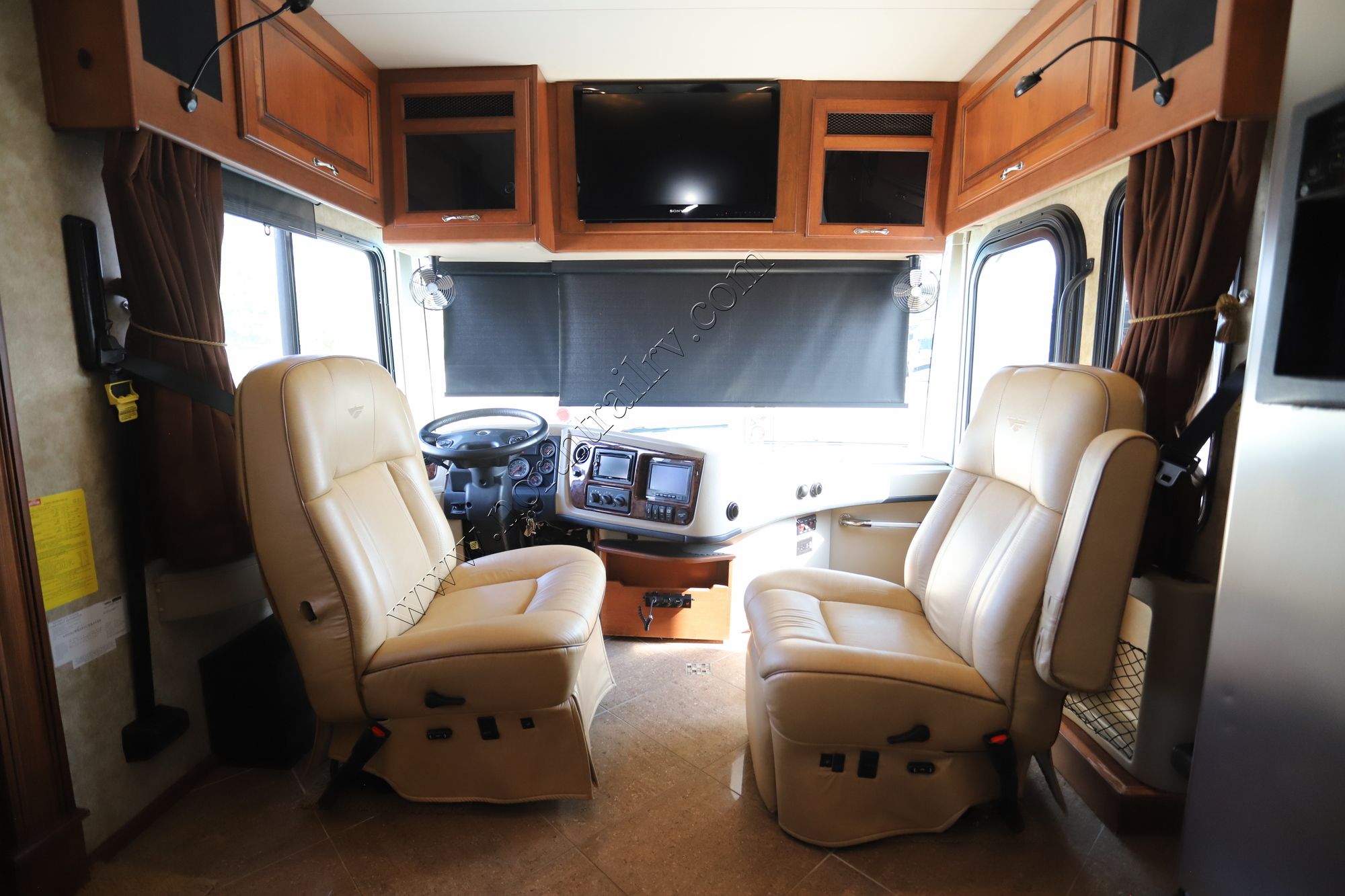 Used 2013 Fleetwood Discovery 40X Class A  For Sale