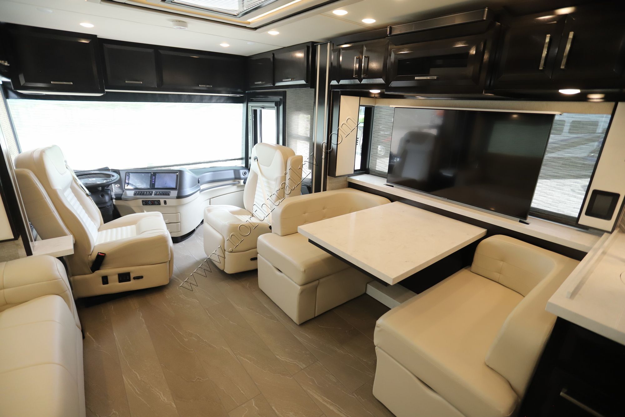 New 2022 Newmar New Aire 3543 Class A  For Sale
