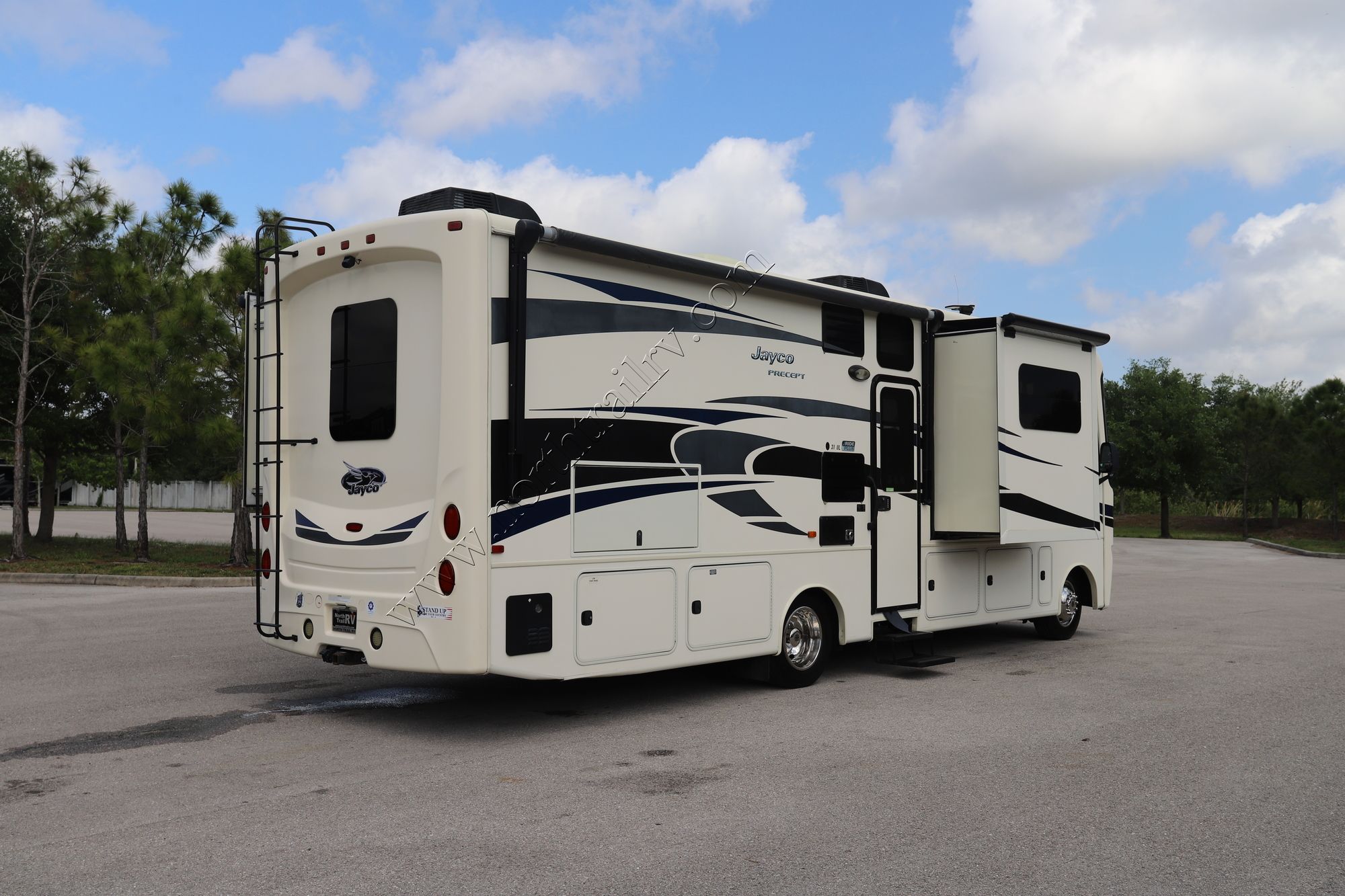 Used 2016 Jayco Precept 31U Class A  For Sale