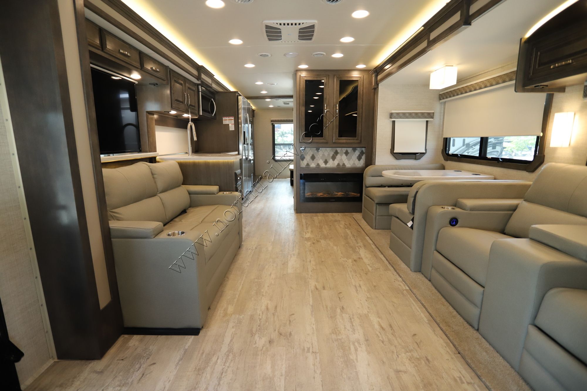 New 2022 Jayco Seneca 37M Super C  For Sale