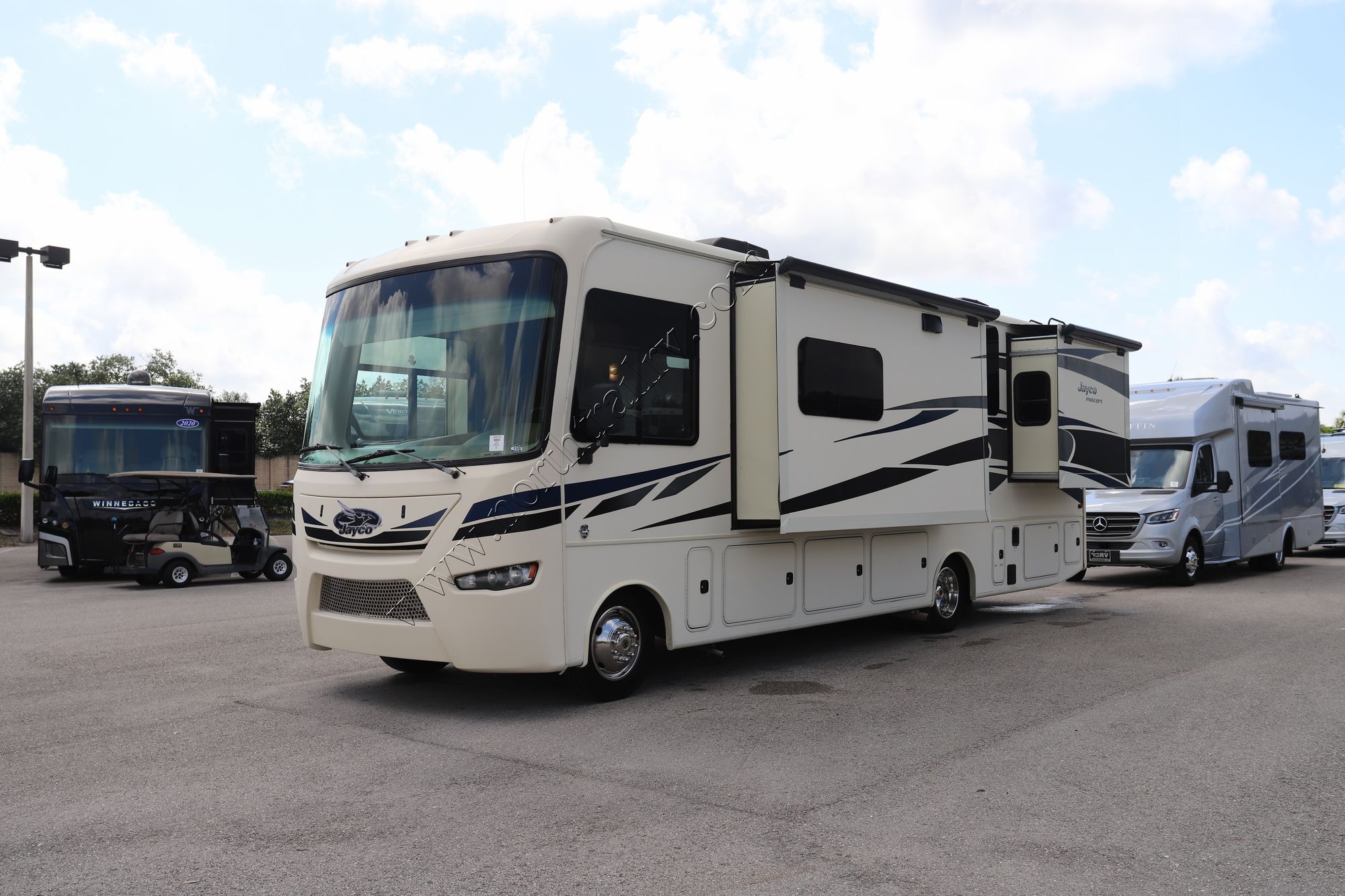 Used 2016 Jayco Precept 31U Class A  For Sale