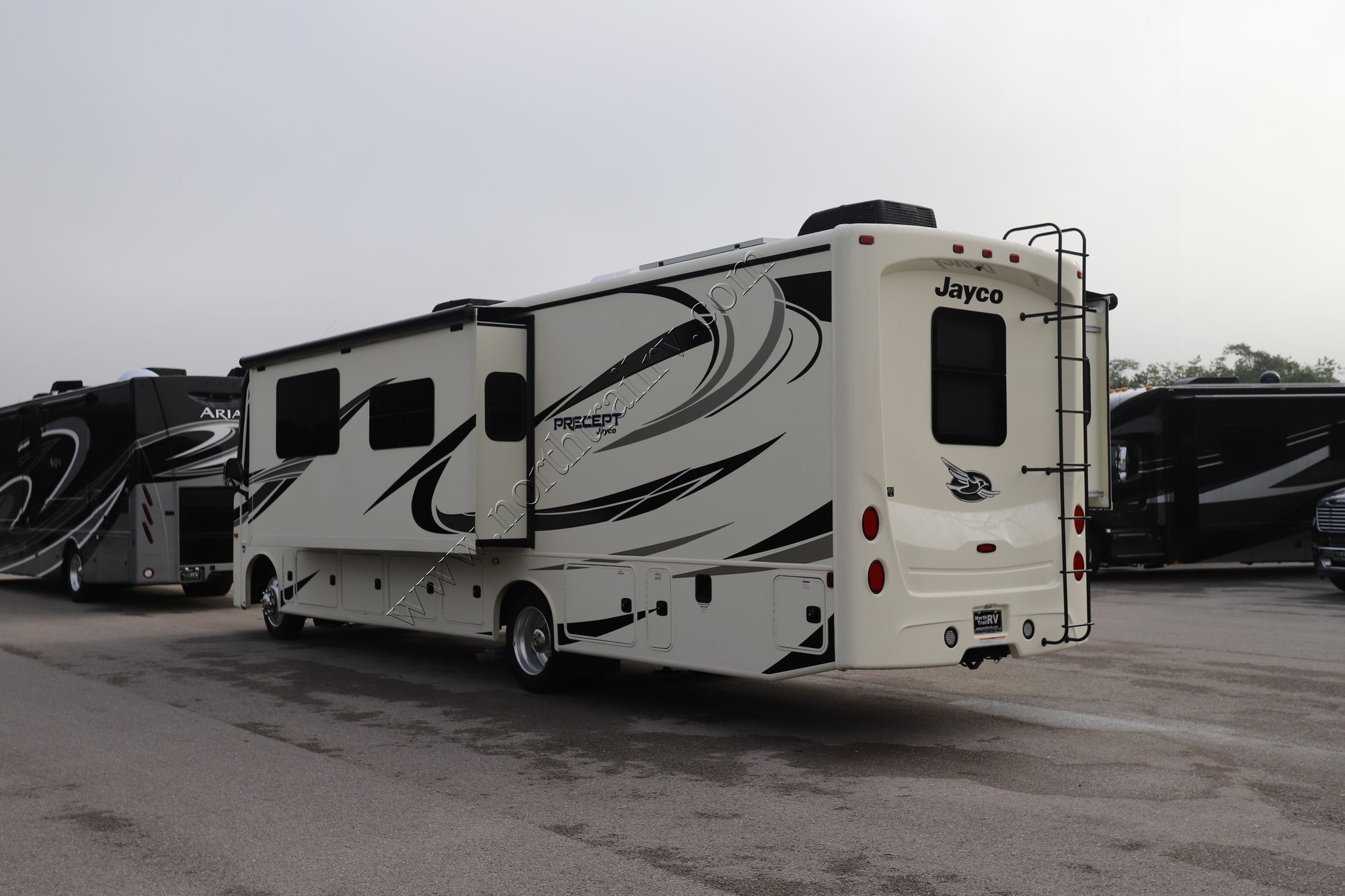 New 2022 Jayco Precept 34B Class A  For Sale