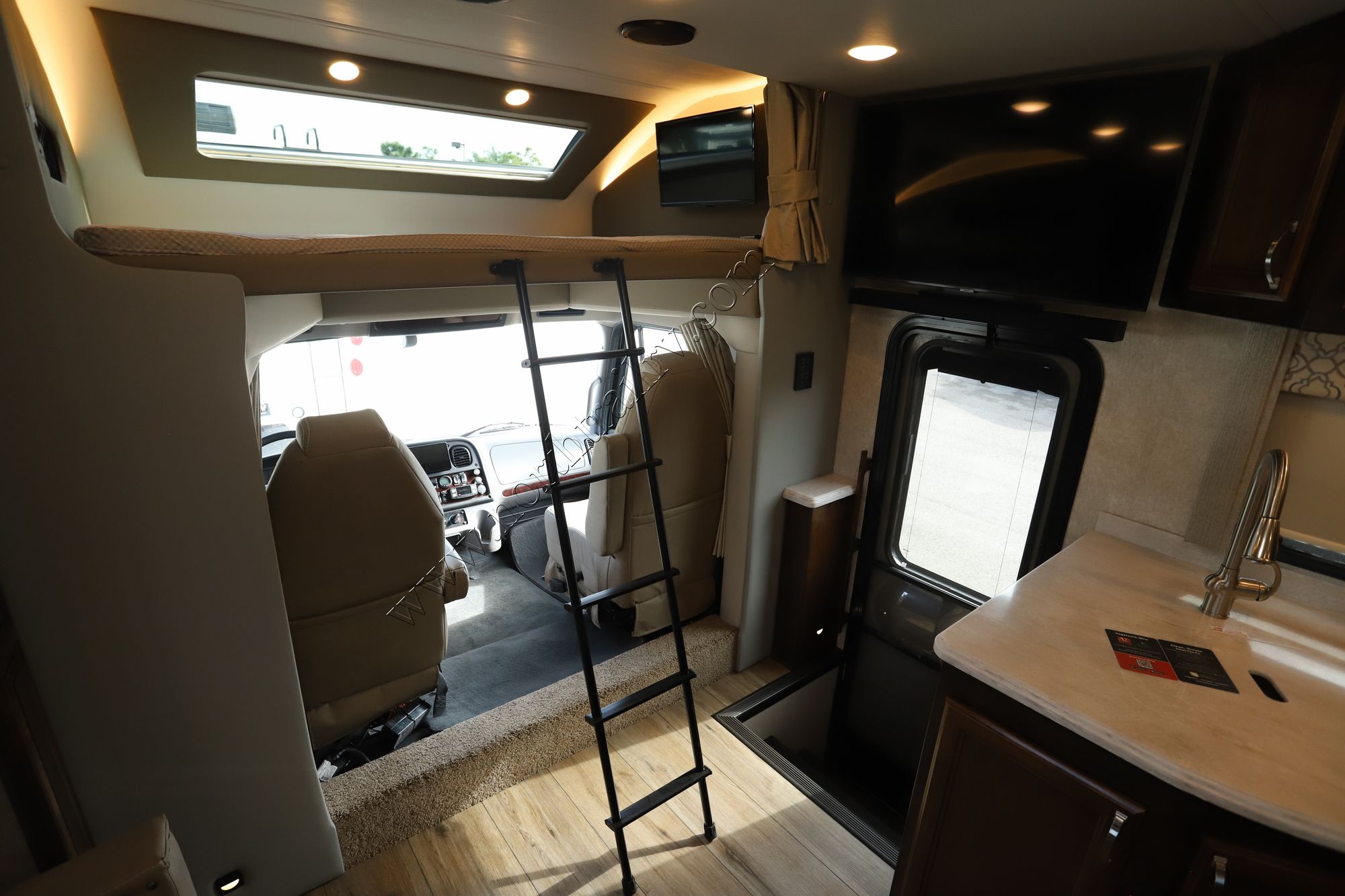 New 2022 Renegade Rv Verona 36VSB Super C  For Sale