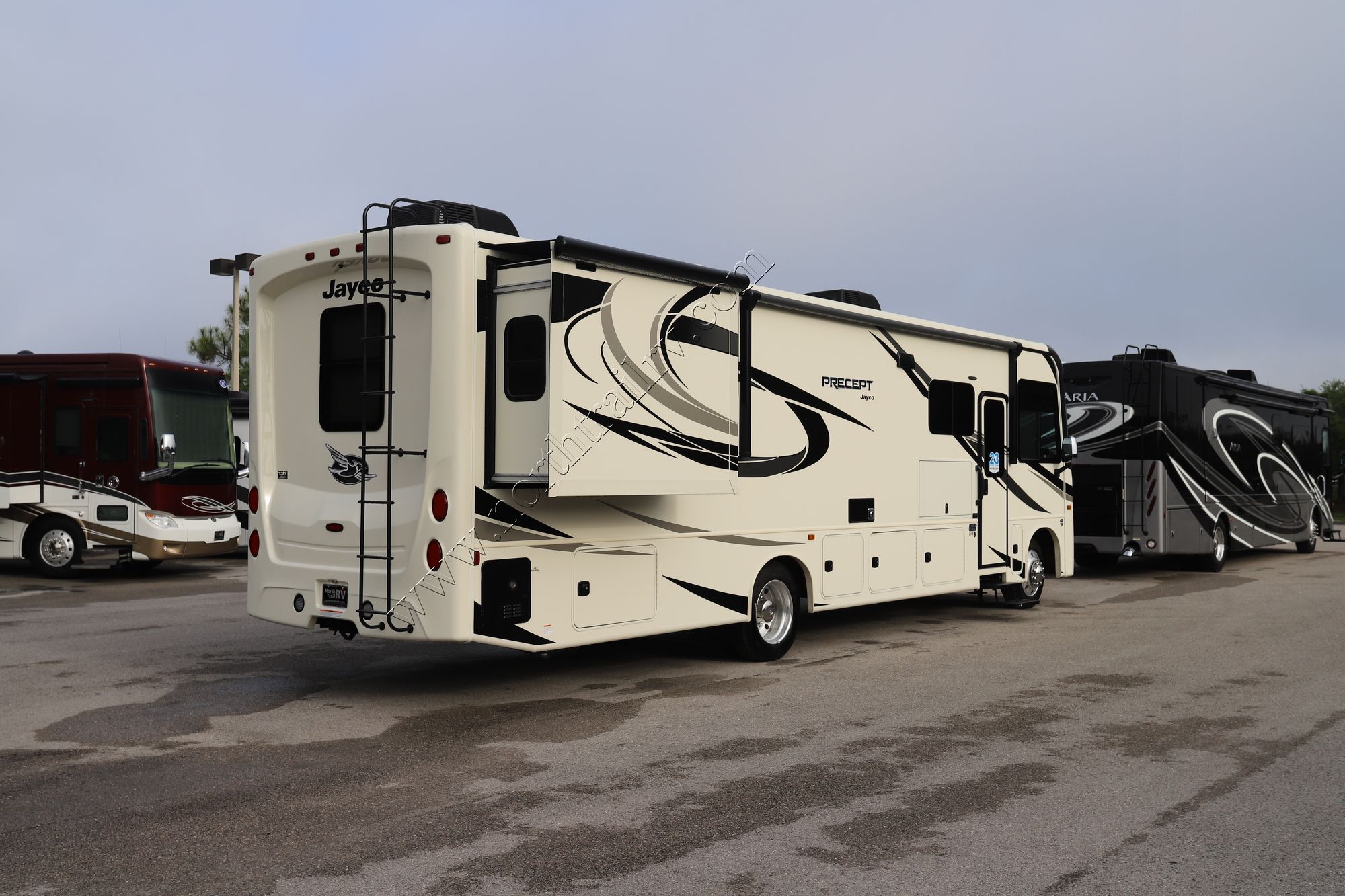 New 2022 Jayco Precept 34B Class A  For Sale