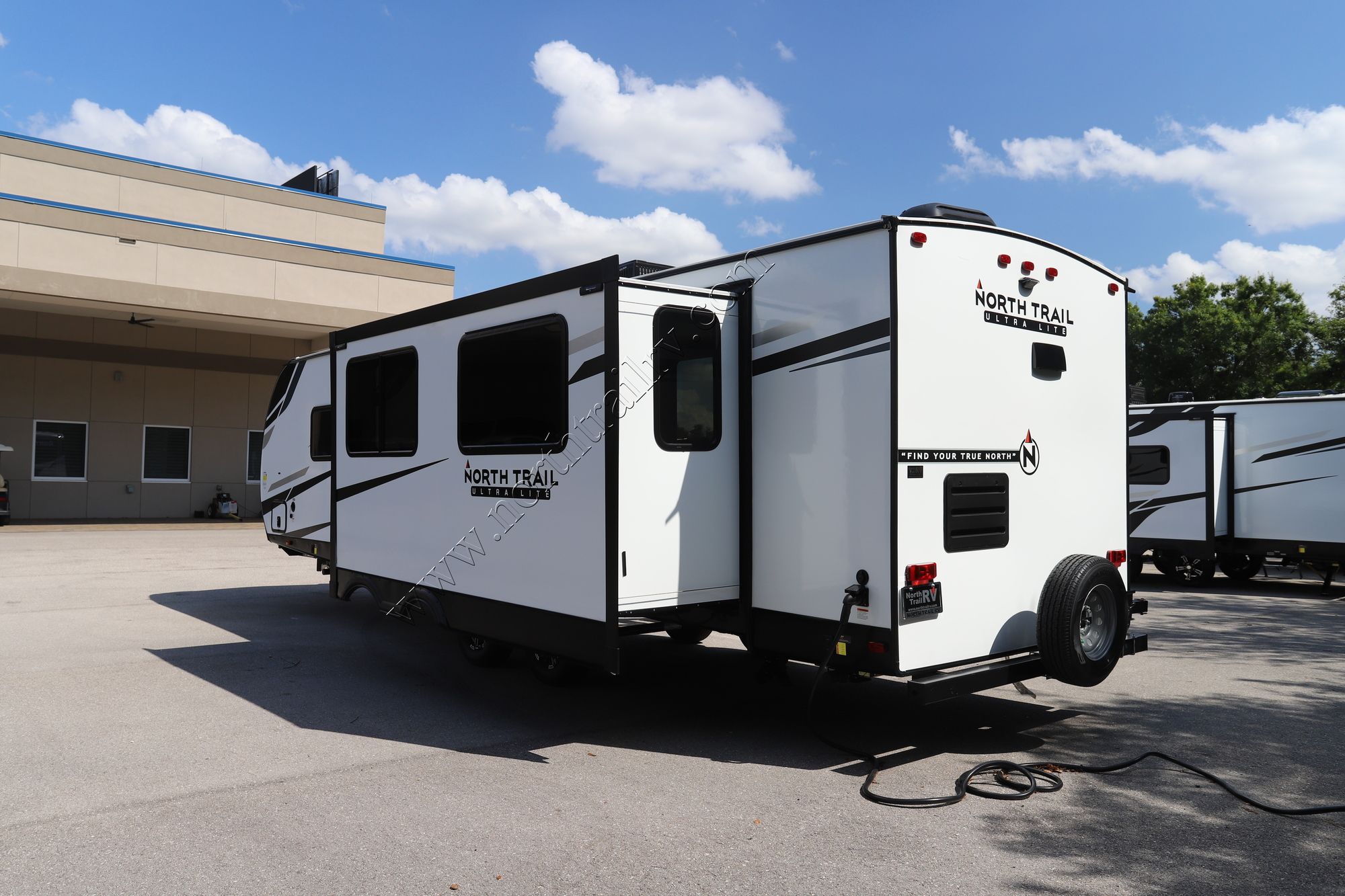 New 2022 Heartland Rv North Trail 25LRSS Travel Trailer  For Sale