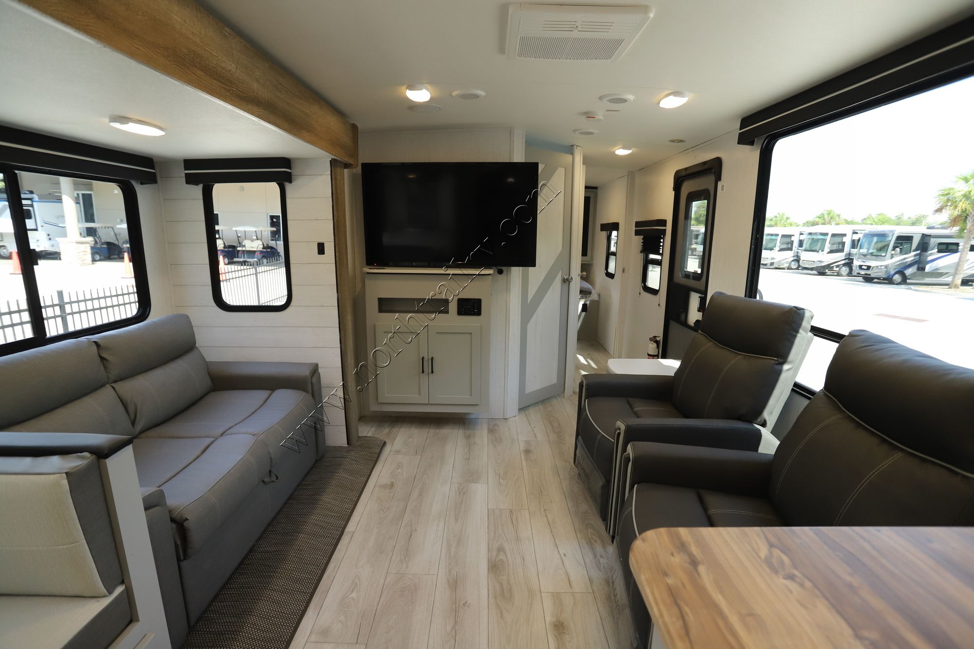 New 2022 Heartland Rv North Trail 25LRSS Travel Trailer  For Sale