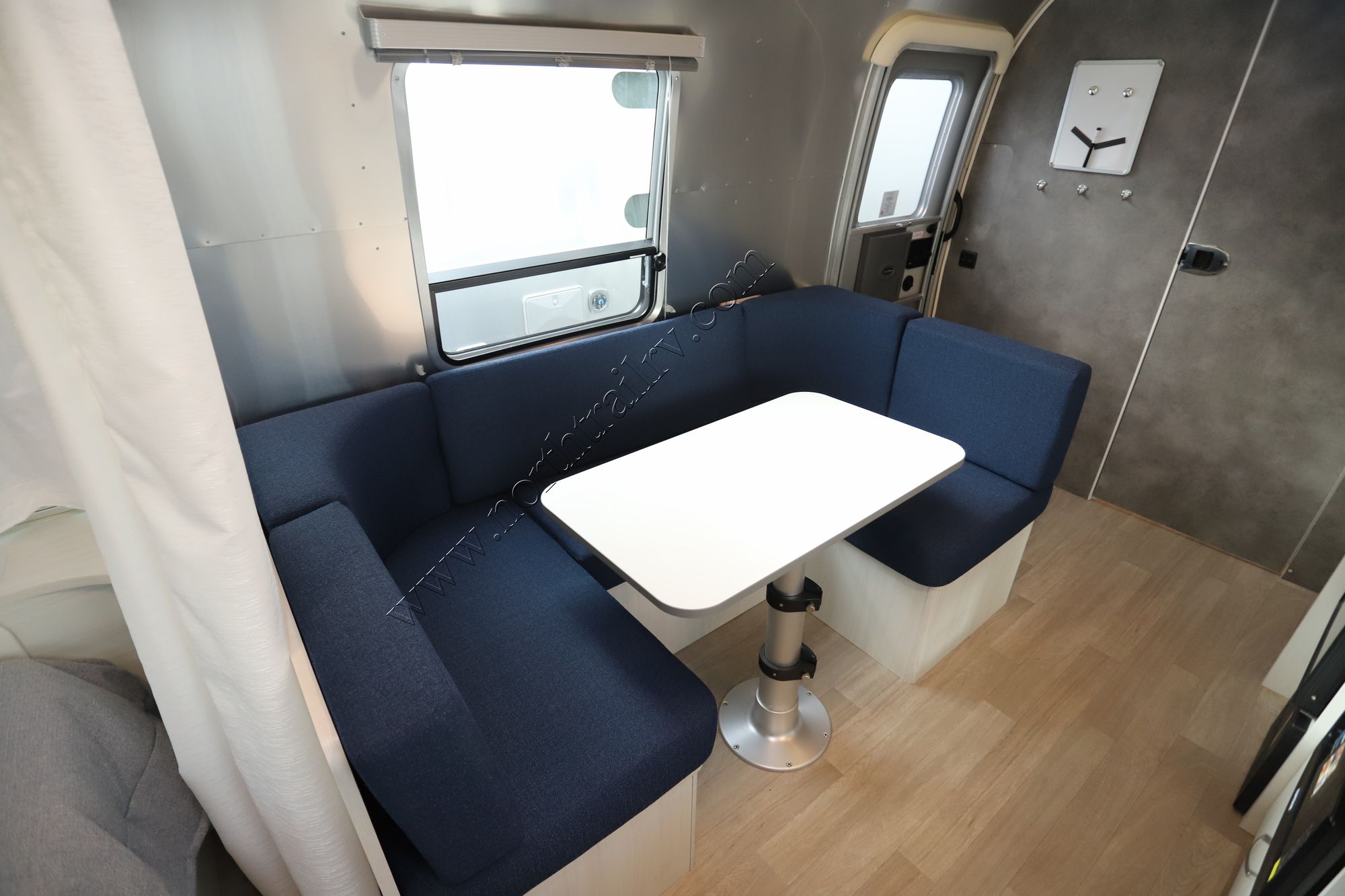 New 2022 Airstream Bambi 22FB Travel Trailer  For Sale