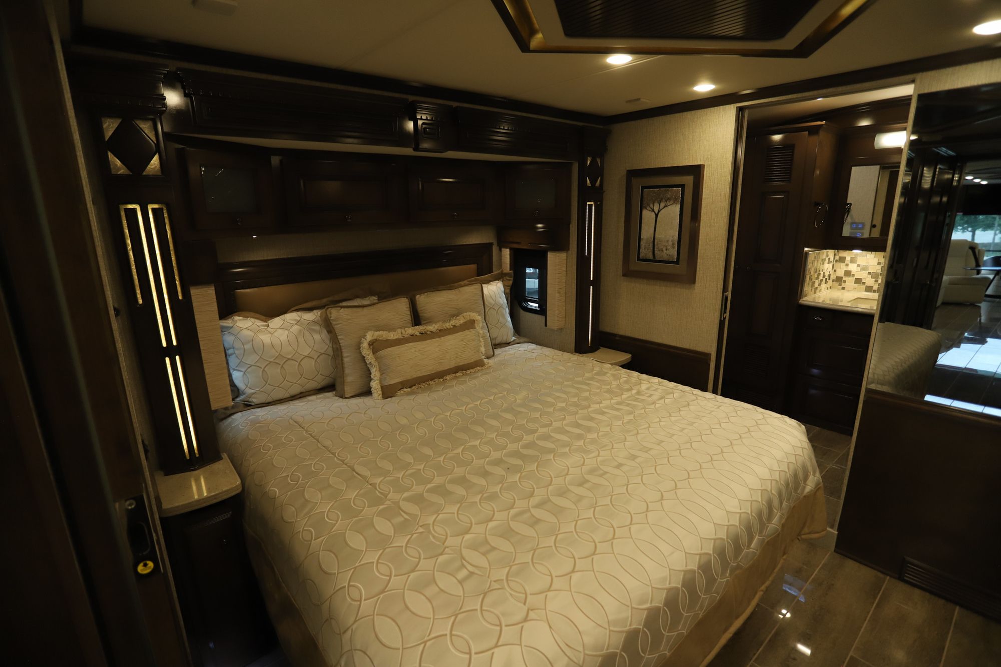New 2022 Newmar Dutch Star 4326 Class A  For Sale
