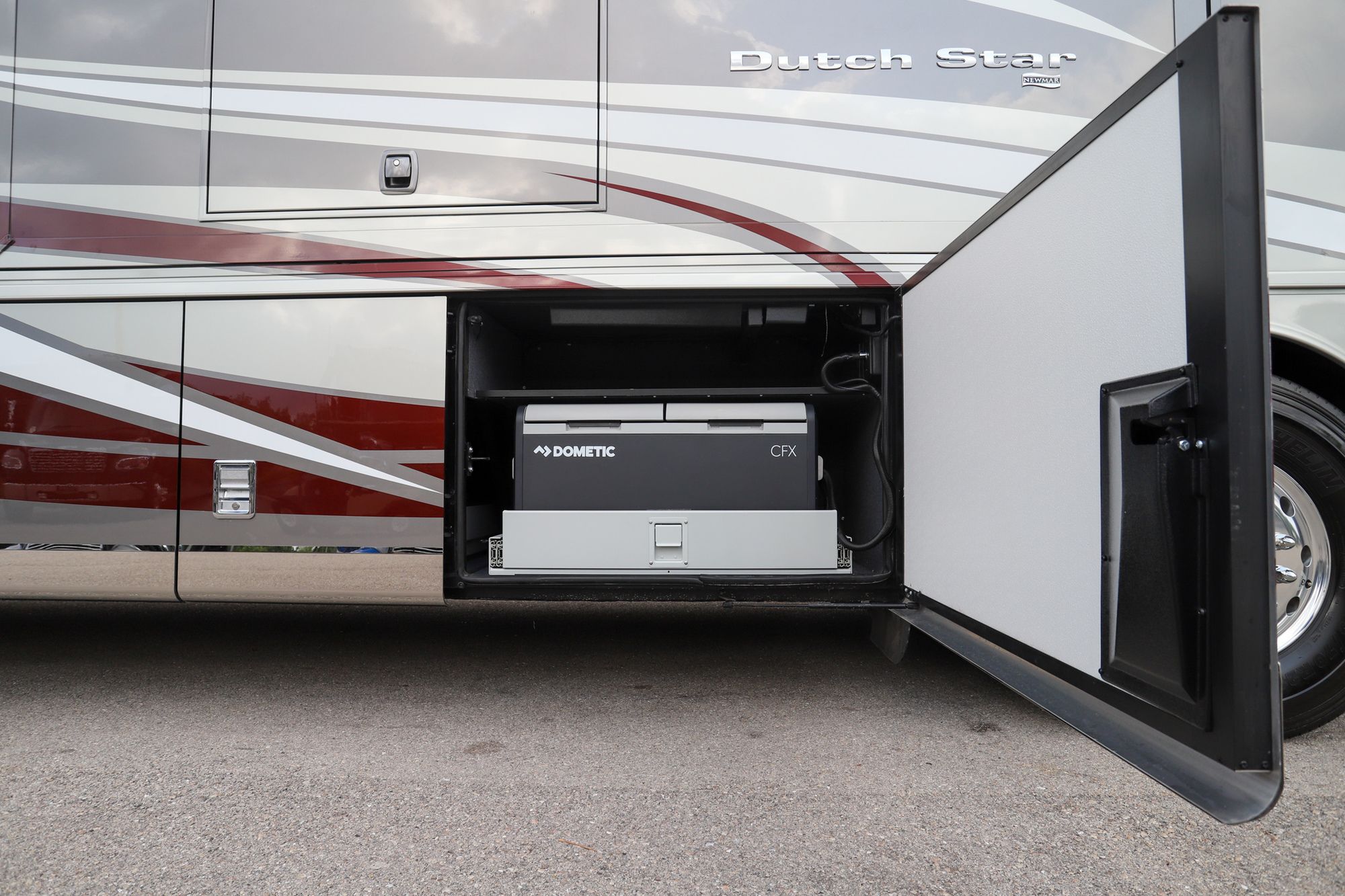 New 2022 Newmar Dutch Star 4326 Class A  For Sale