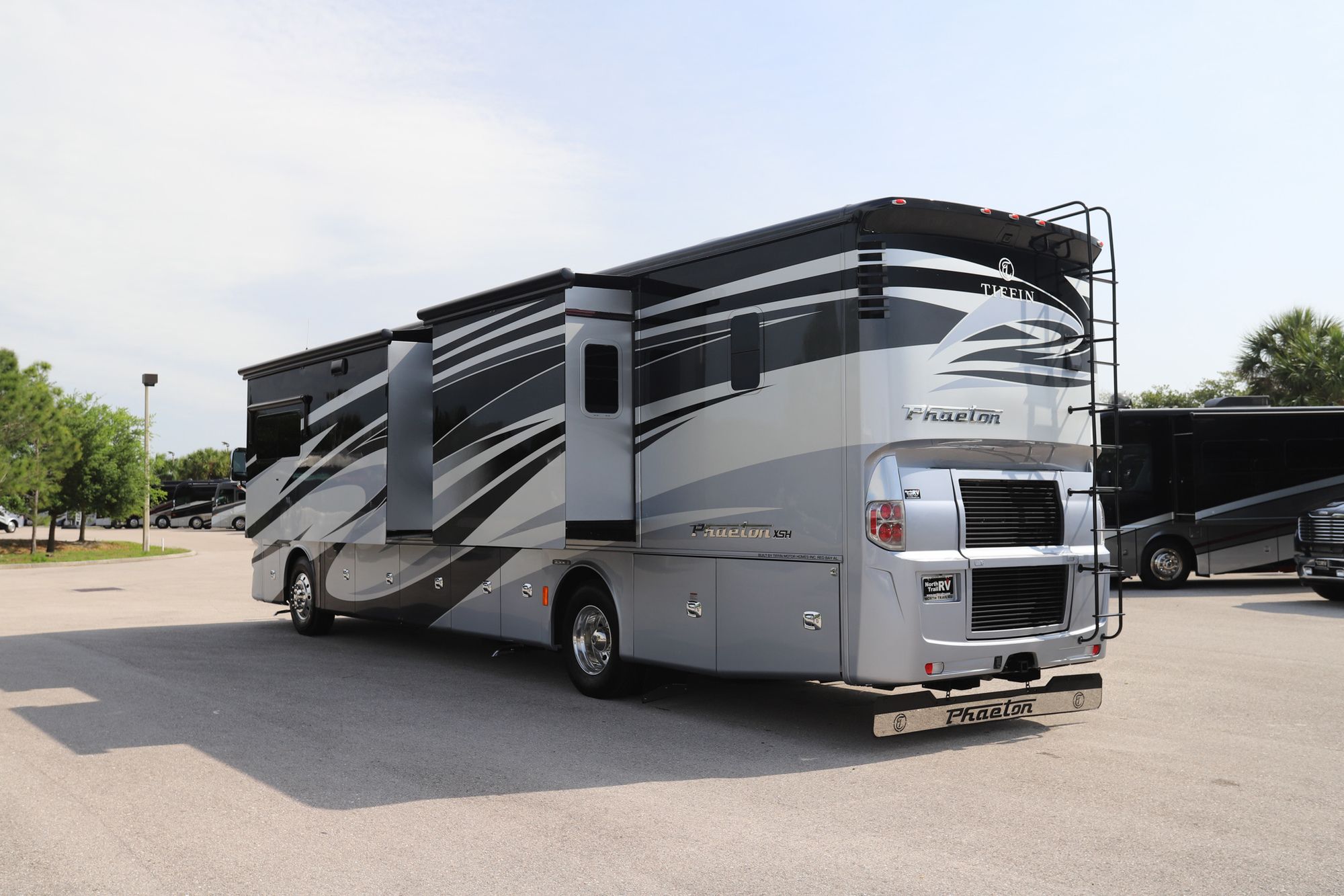 Used 2018 Tiffin Motor Homes Phaeton 40IH Class A  For Sale