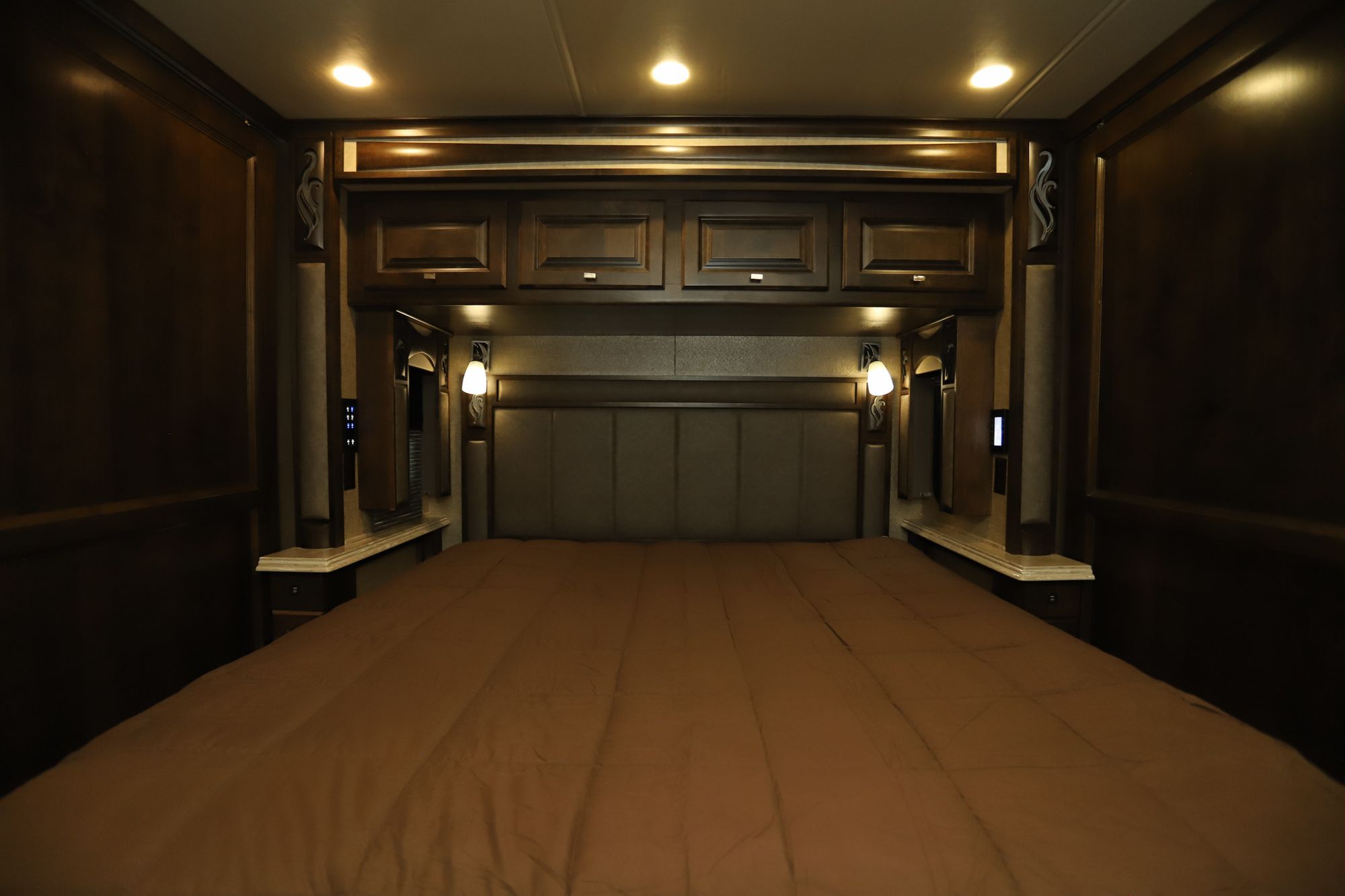 Used 2018 Tiffin Motor Homes Phaeton 40IH Class A  For Sale