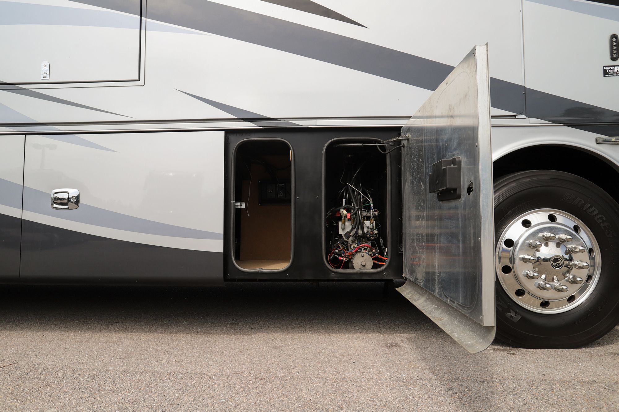Used 2018 Tiffin Motor Homes Phaeton 40IH Class A  For Sale