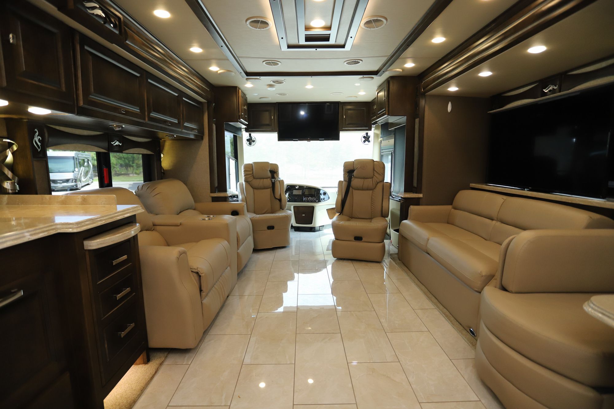 Used 2018 Tiffin Motor Homes Phaeton 40IH Class A  For Sale