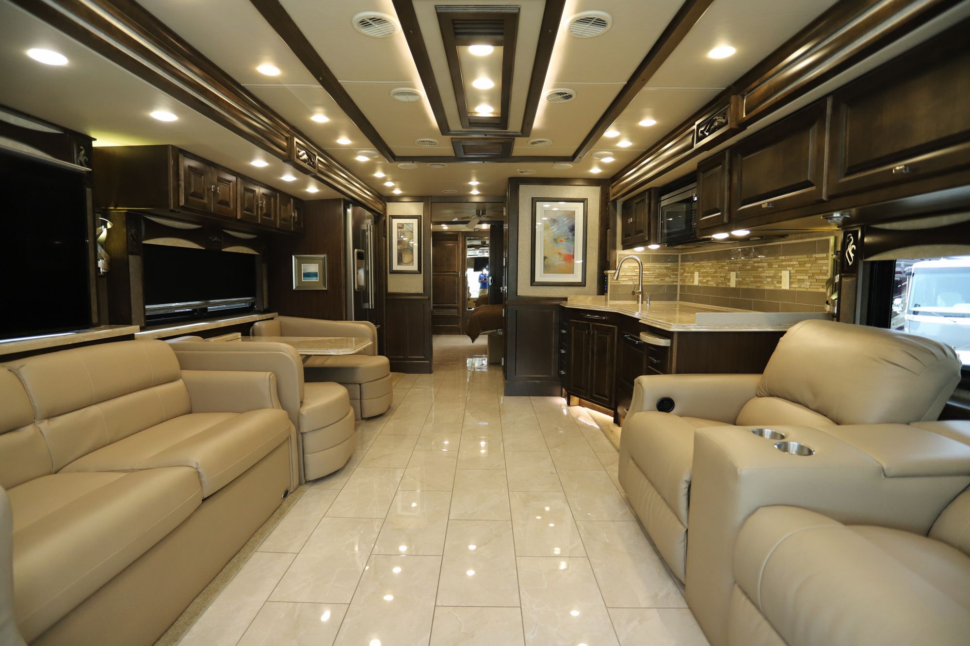 Used 2018 Tiffin Motor Homes Phaeton 40IH Class A  For Sale