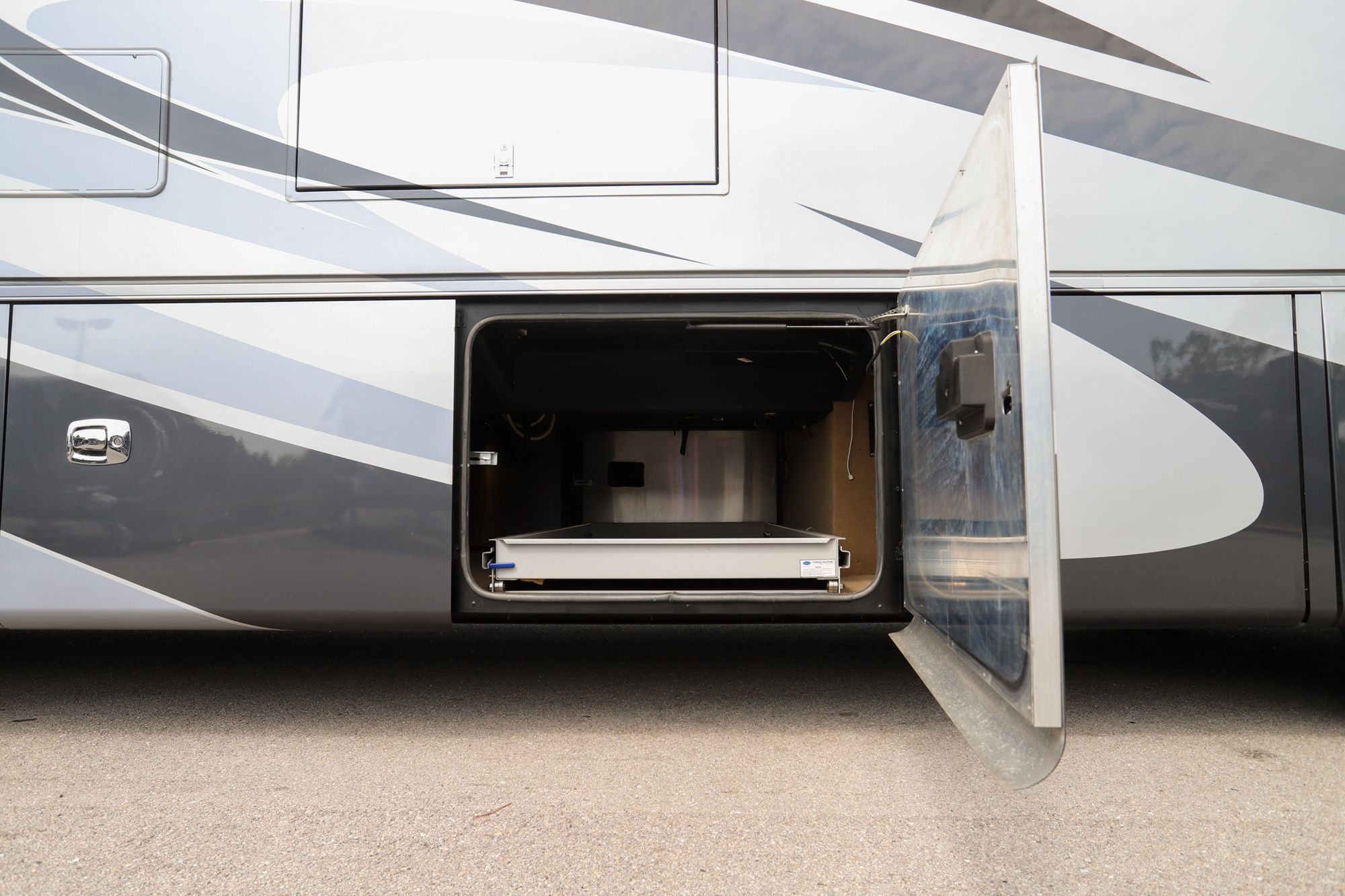 Used 2018 Tiffin Motor Homes Phaeton 40IH Class A  For Sale