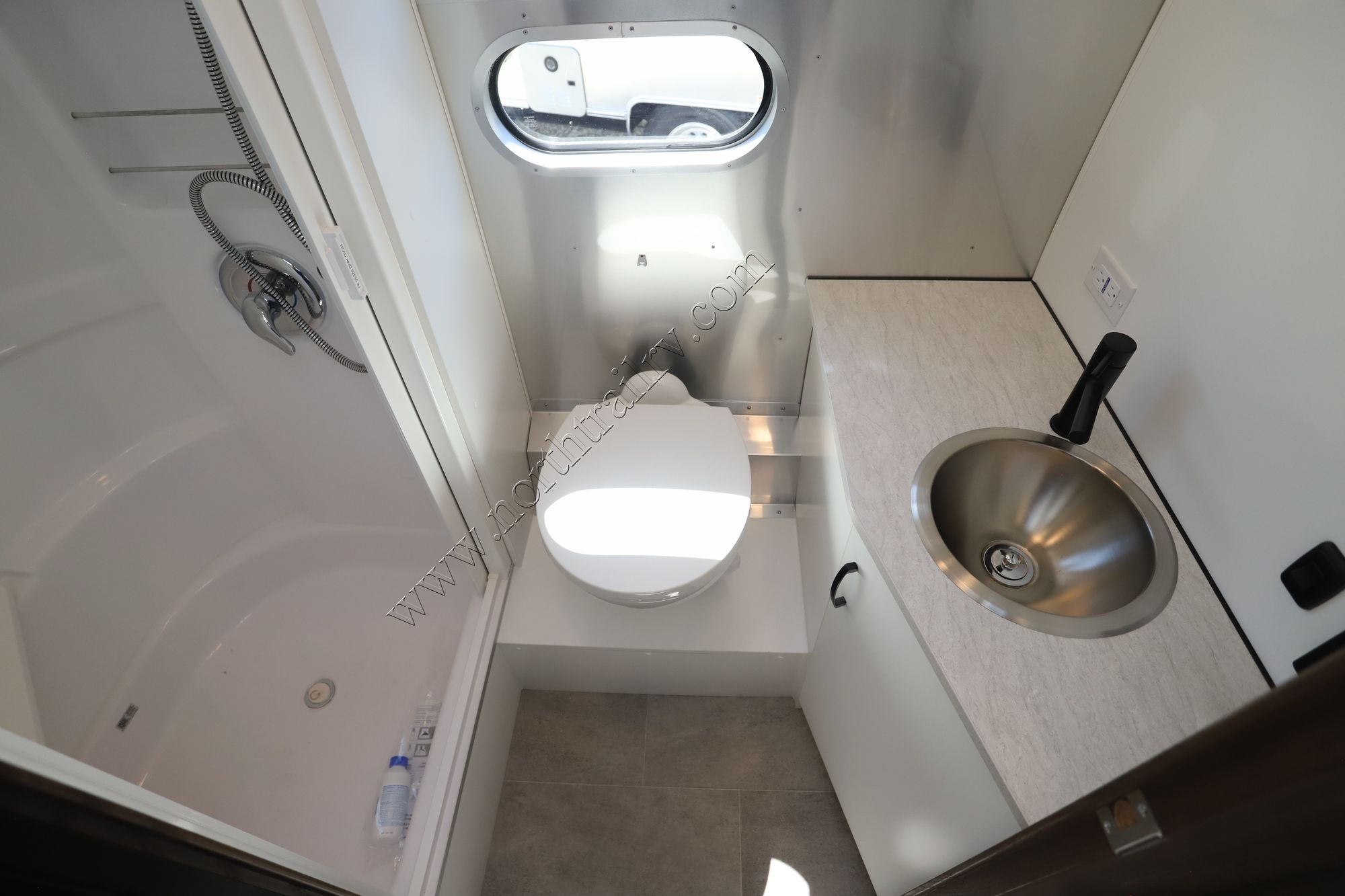 New 2022 Airstream Caravel 20FB Travel Trailer  For Sale