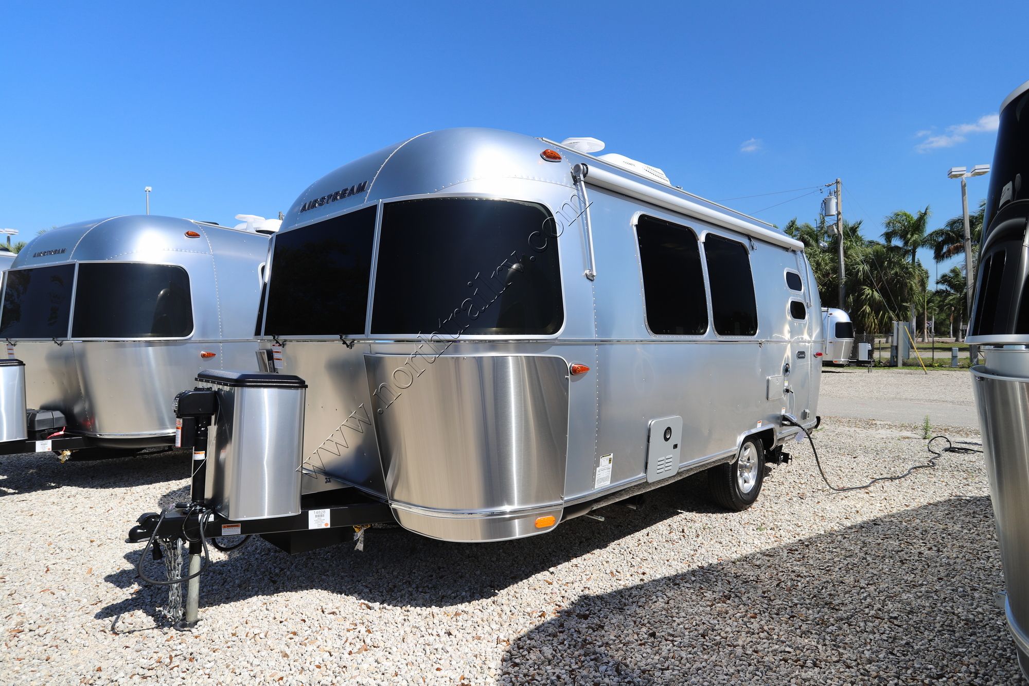 New 2022 Airstream Caravel 20FB Travel Trailer  For Sale