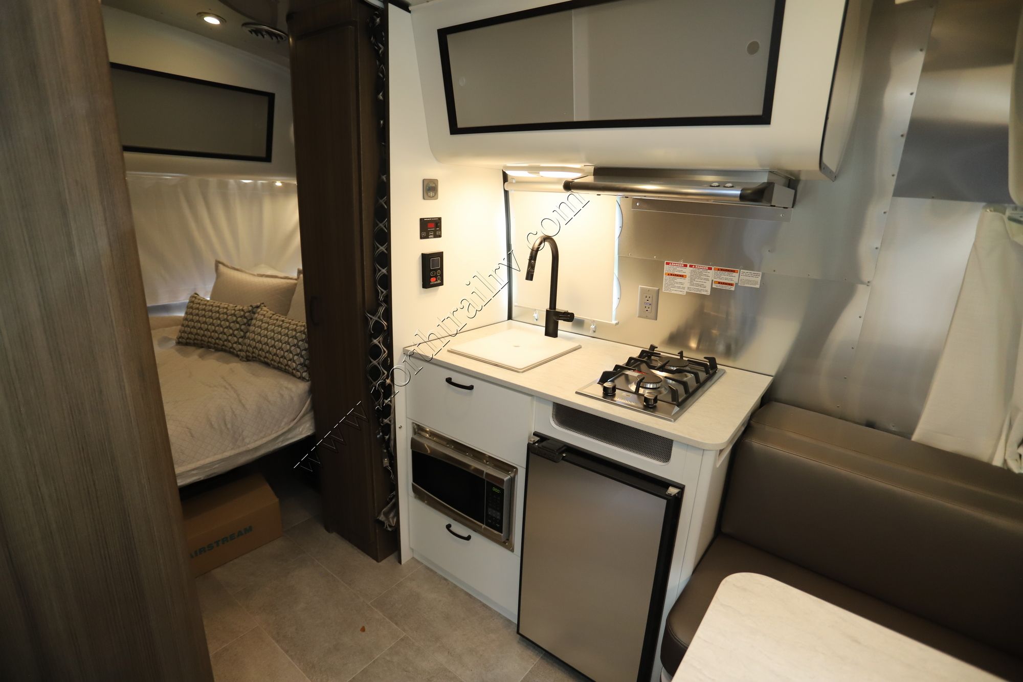 New 2022 Airstream Caravel 16RB Travel Trailer  For Sale