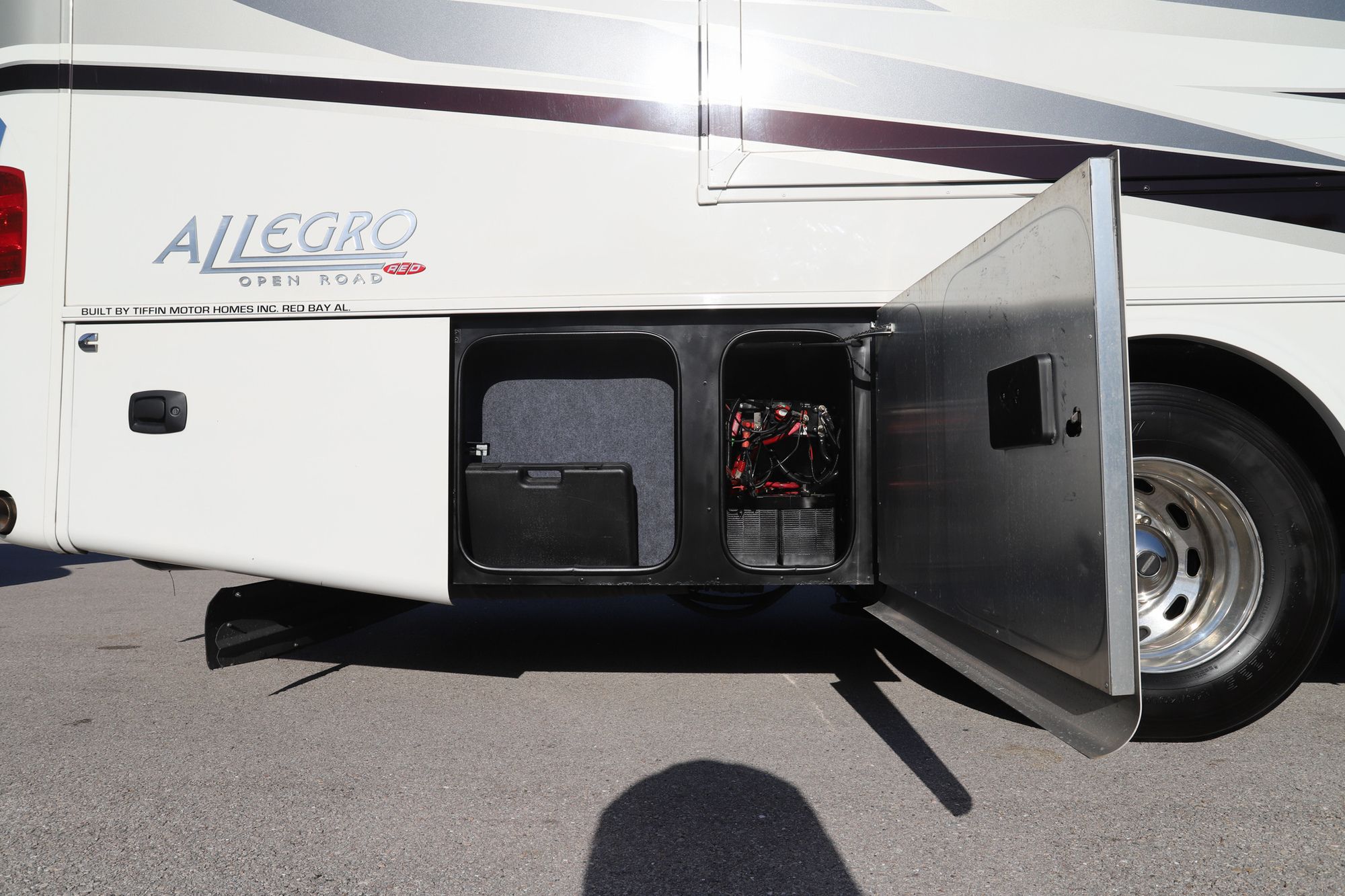 Used 2017 Tiffin Motor Homes Allegro Red 38QRA Class A  For Sale