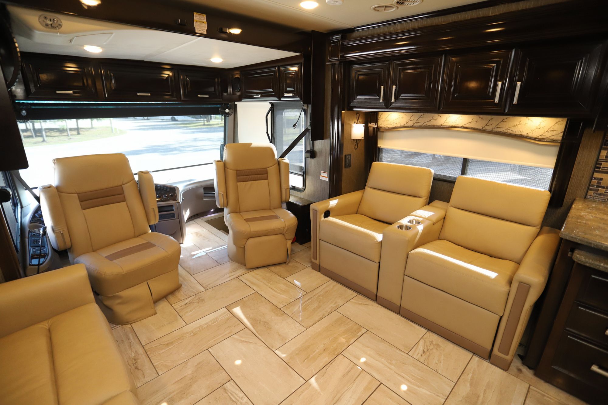 Used 2019 Thor Tuscany 40RT Class A  For Sale