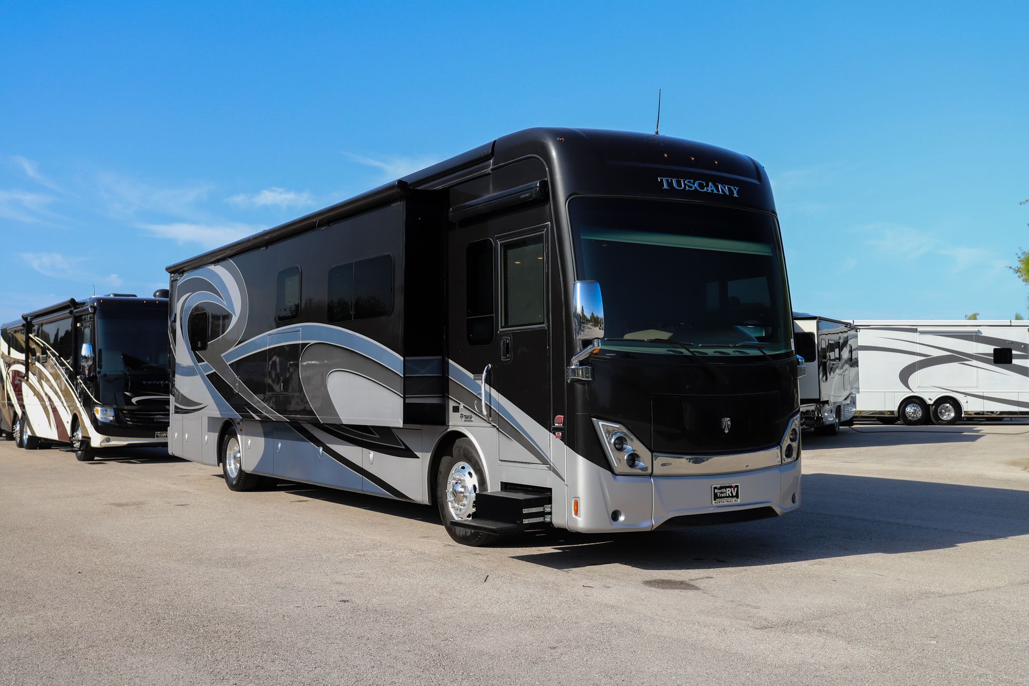 Used 2019 Thor Tuscany 40RT Class A  For Sale