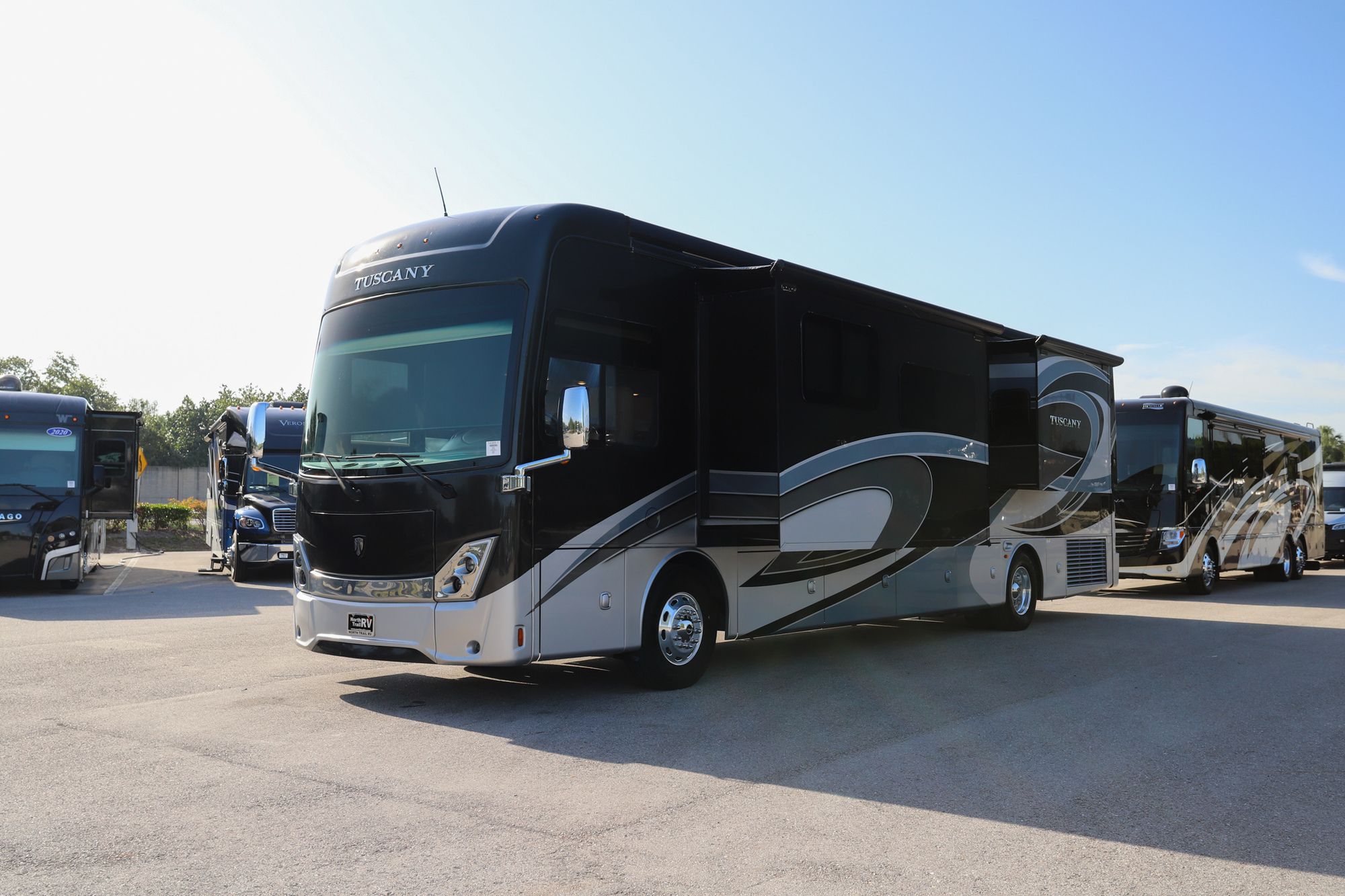 Used 2019 Thor Tuscany 40RT Class A  For Sale