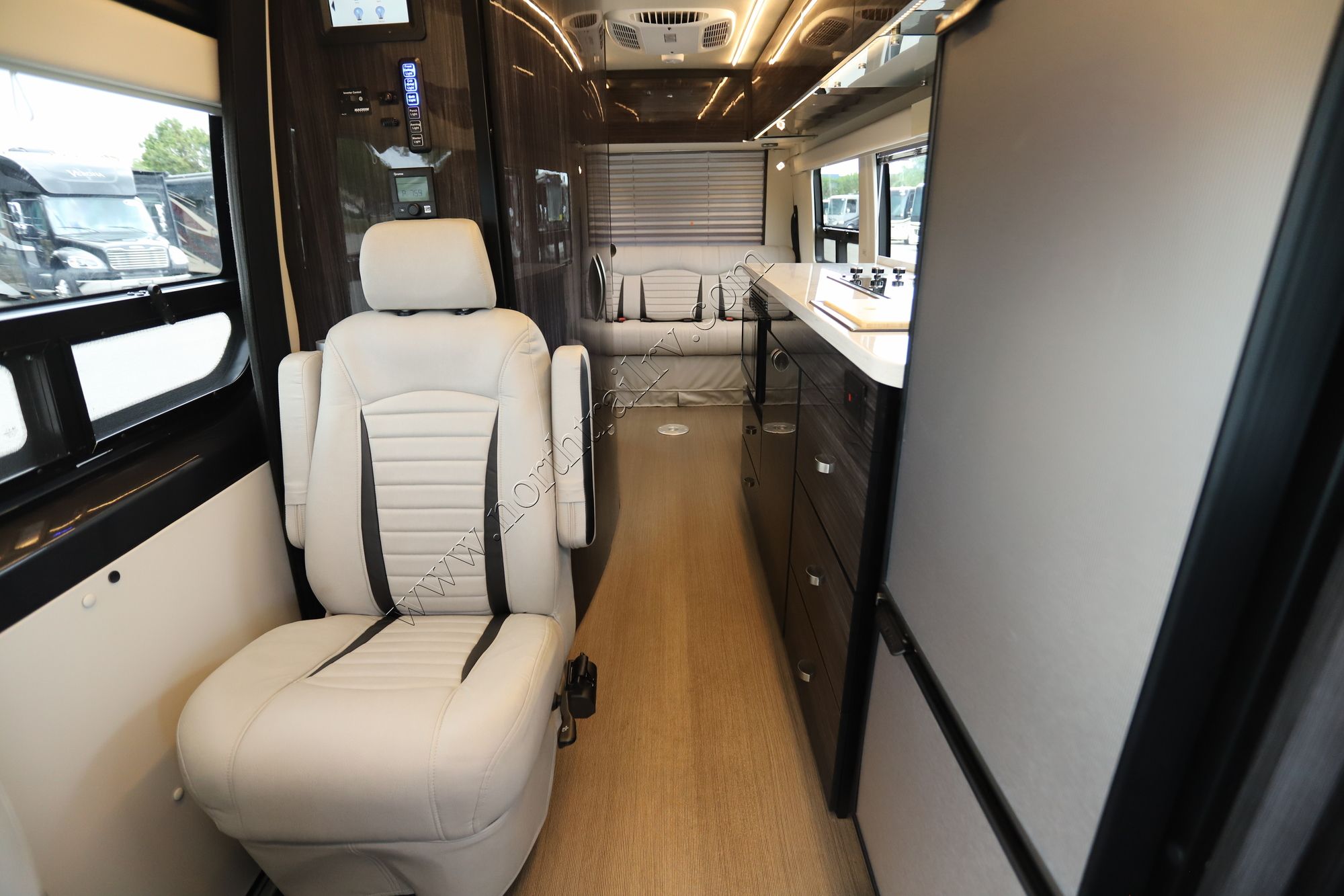 Used 2021 Winnebago Era 170B Class B  For Sale