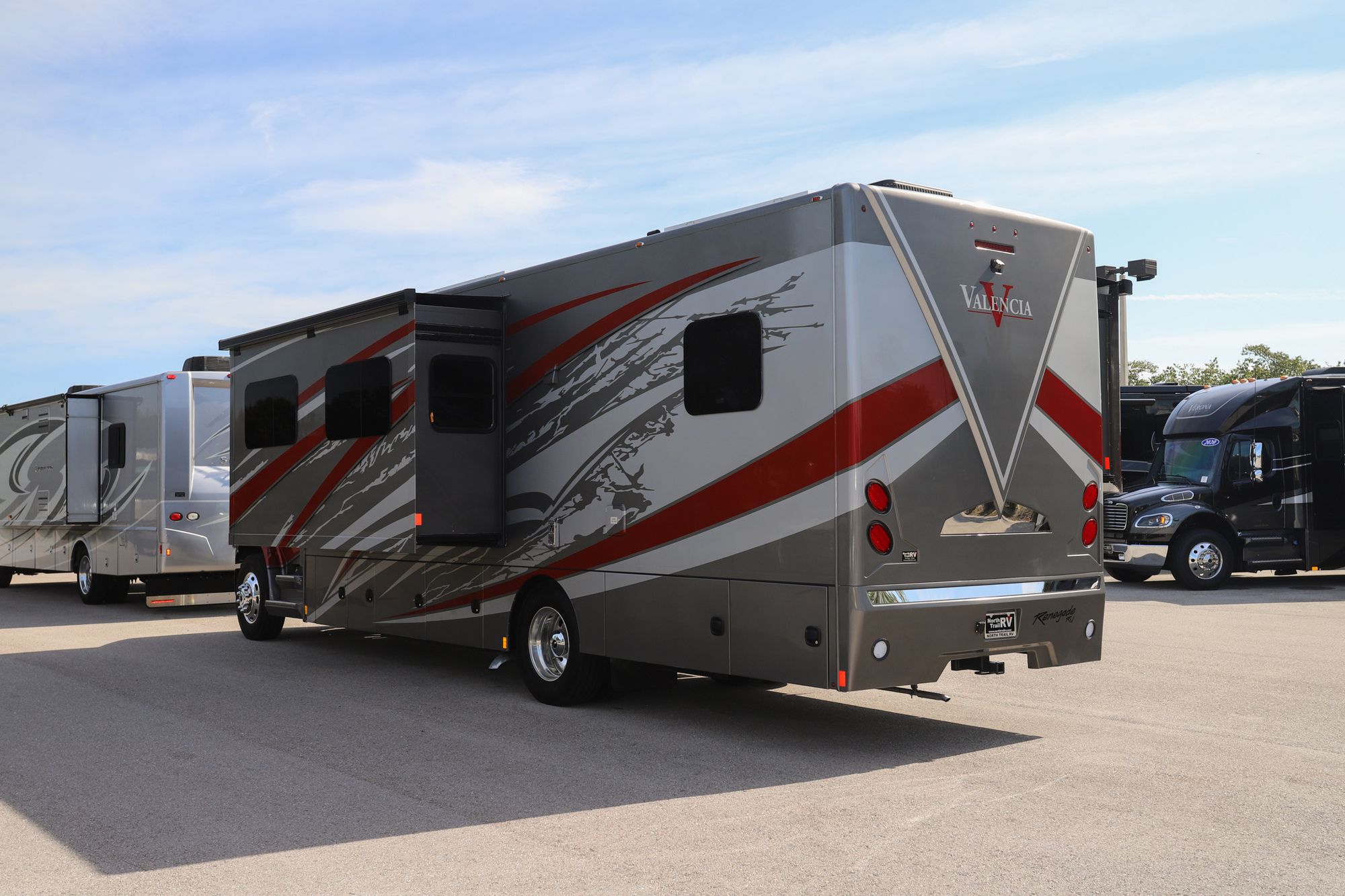 New 2022 Renegade Rv Valencia 35MB Super C  For Sale