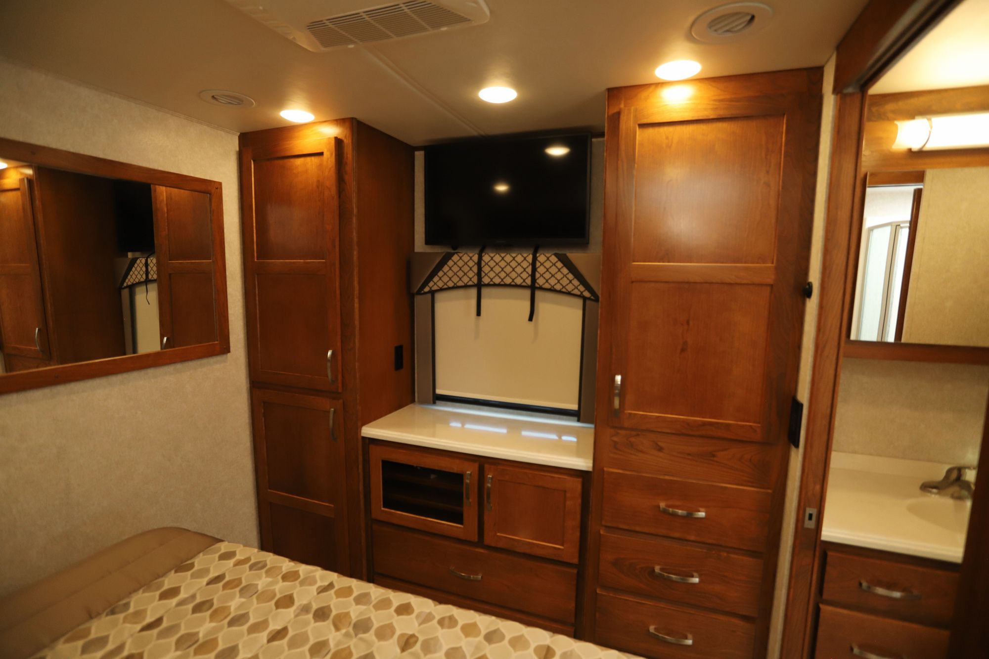 New 2022 Renegade Rv Valencia 35MB Super C  For Sale