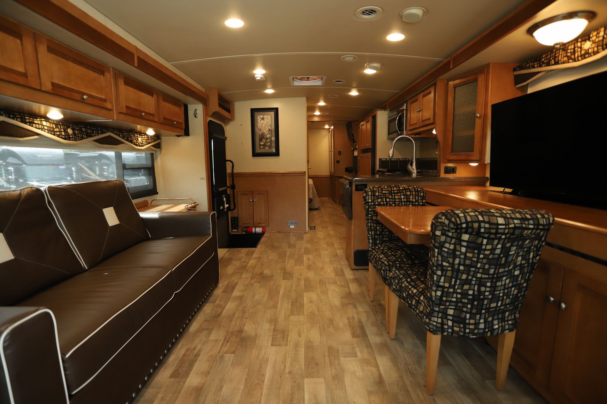 Used 2017 Winnebago Sightseer 33C Class A  For Sale