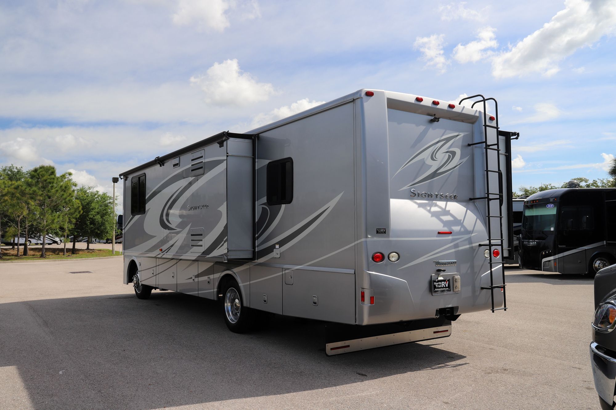 Used 2017 Winnebago Sightseer 33C Class A  For Sale