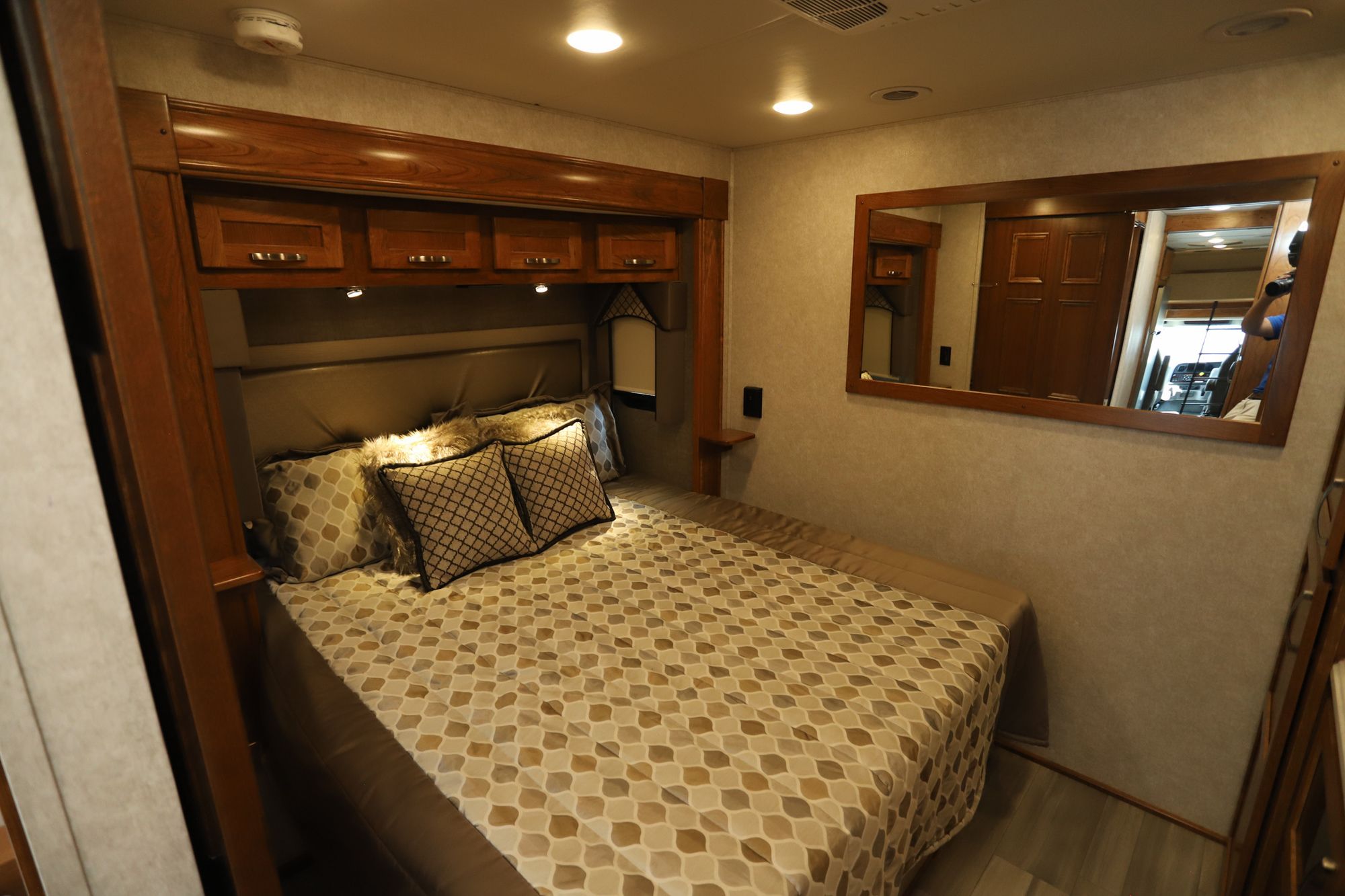 New 2022 Renegade Rv Valencia 35MB Super C  For Sale