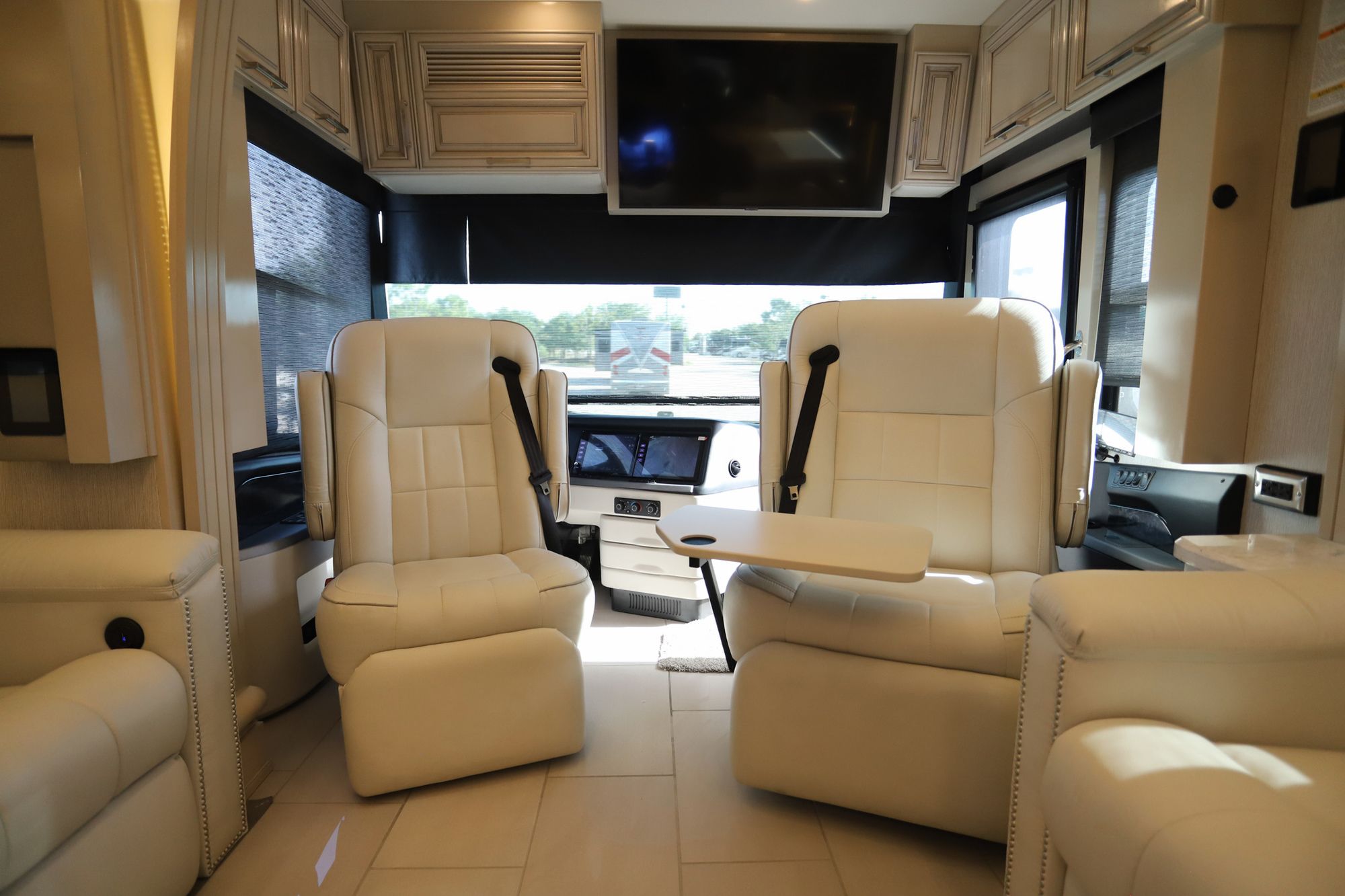 Used 2022 Newmar London Aire 4551 Class A  For Sale