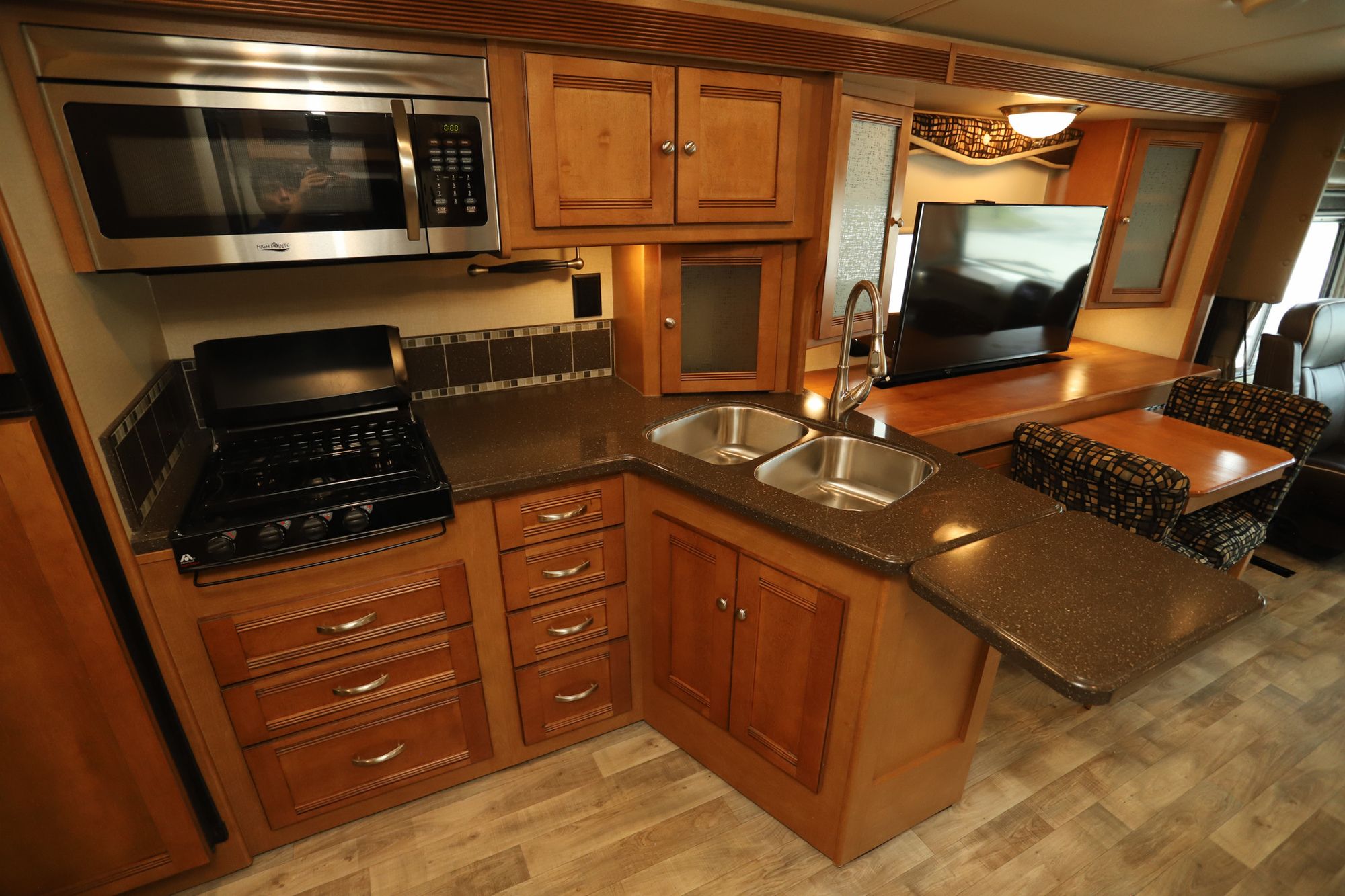 Used 2017 Winnebago Sightseer 33C Class A  For Sale