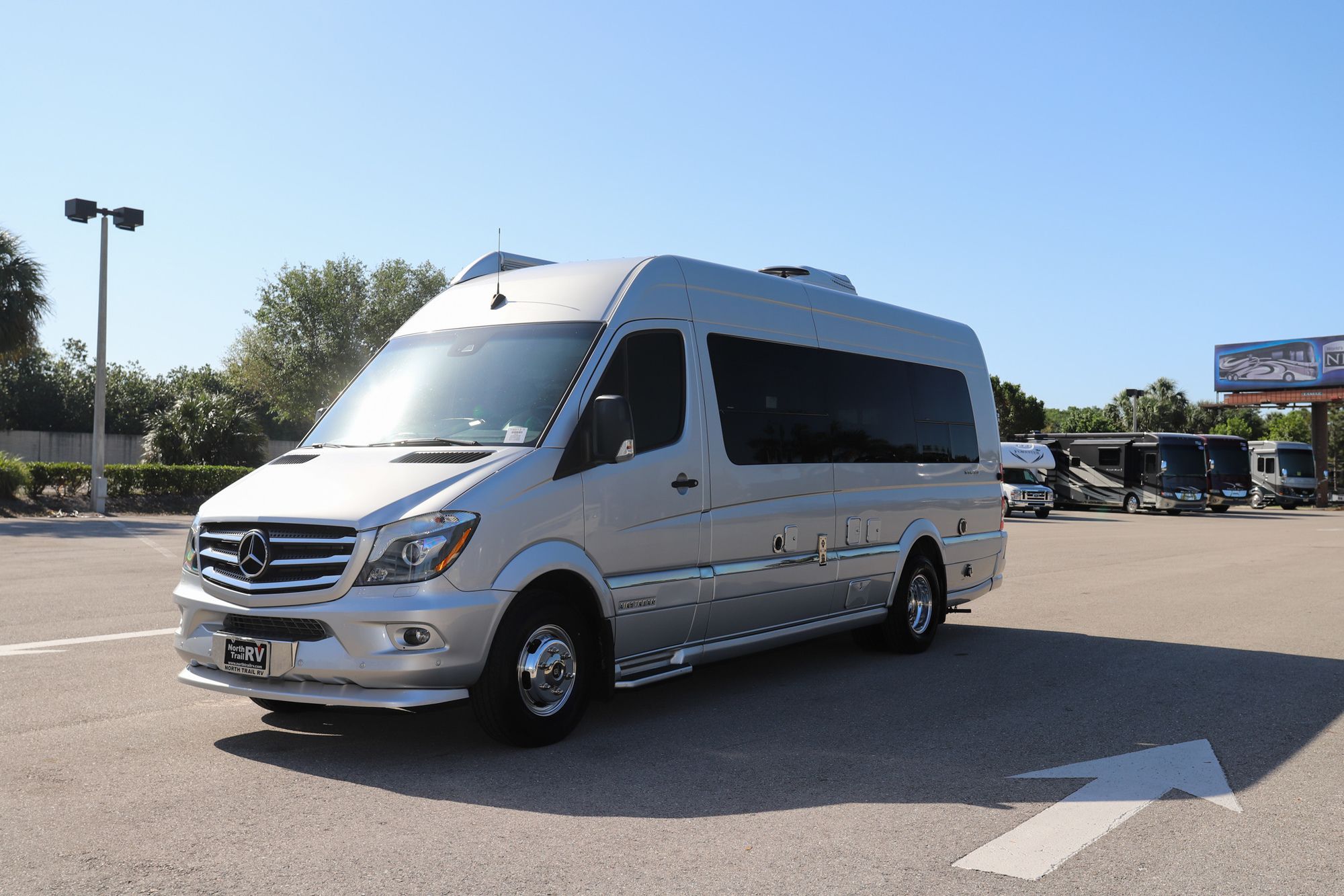 Used 2018 Airstream Interstate EXT LOUNGE Class B  For Sale