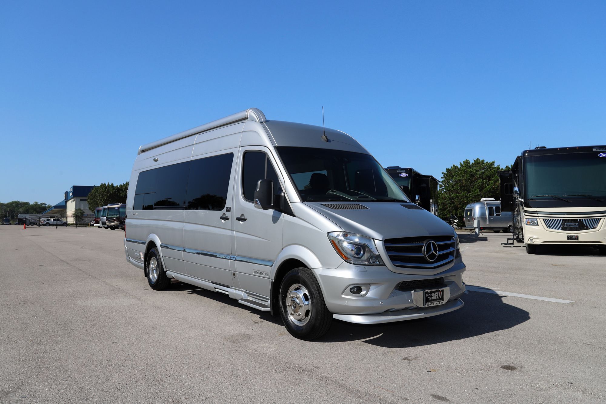 Used 2018 Airstream Interstate EXT LOUNGE Class B  For Sale