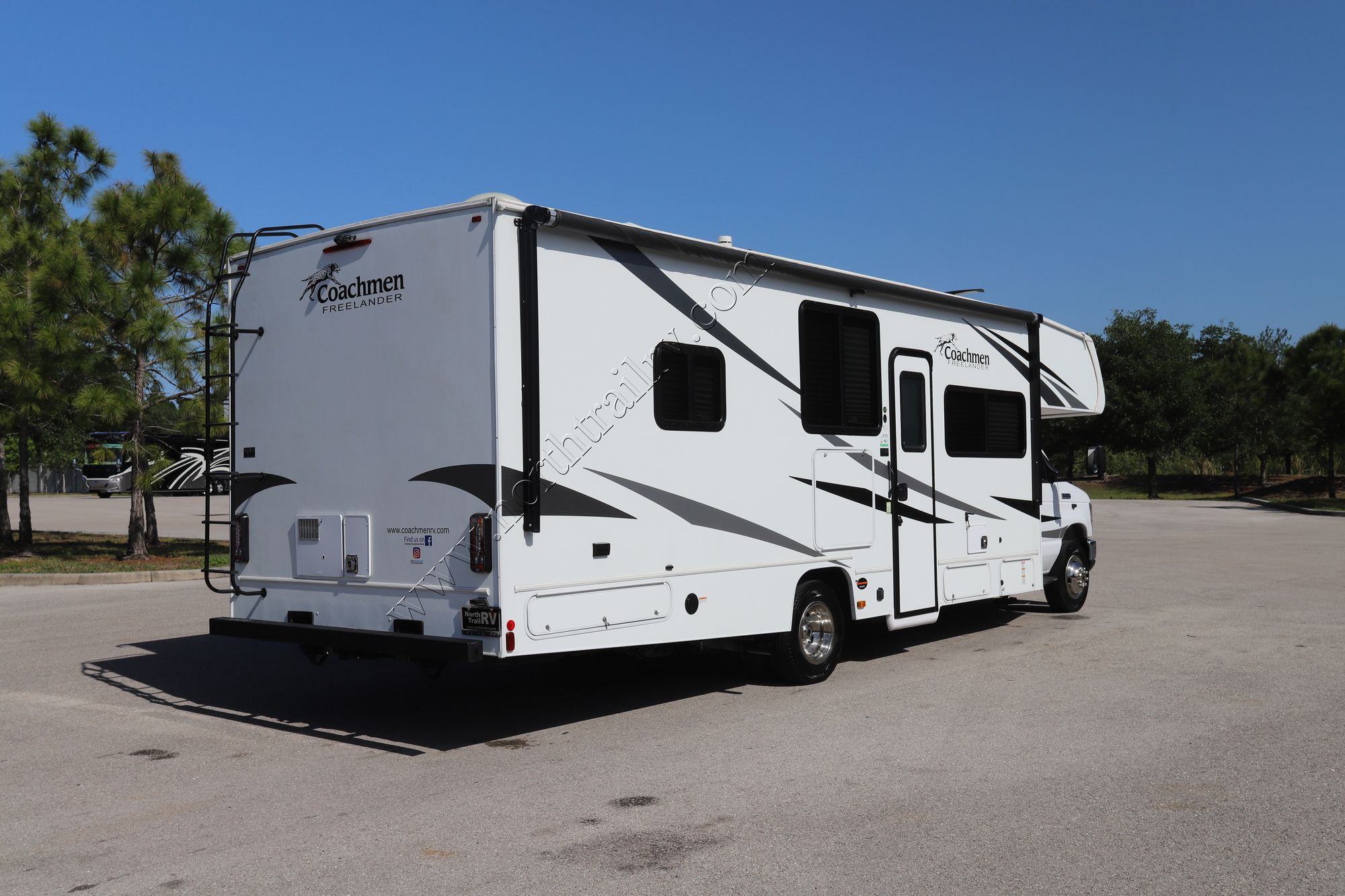 Used 2020 Coachmen Freelander 29K Class C  For Sale