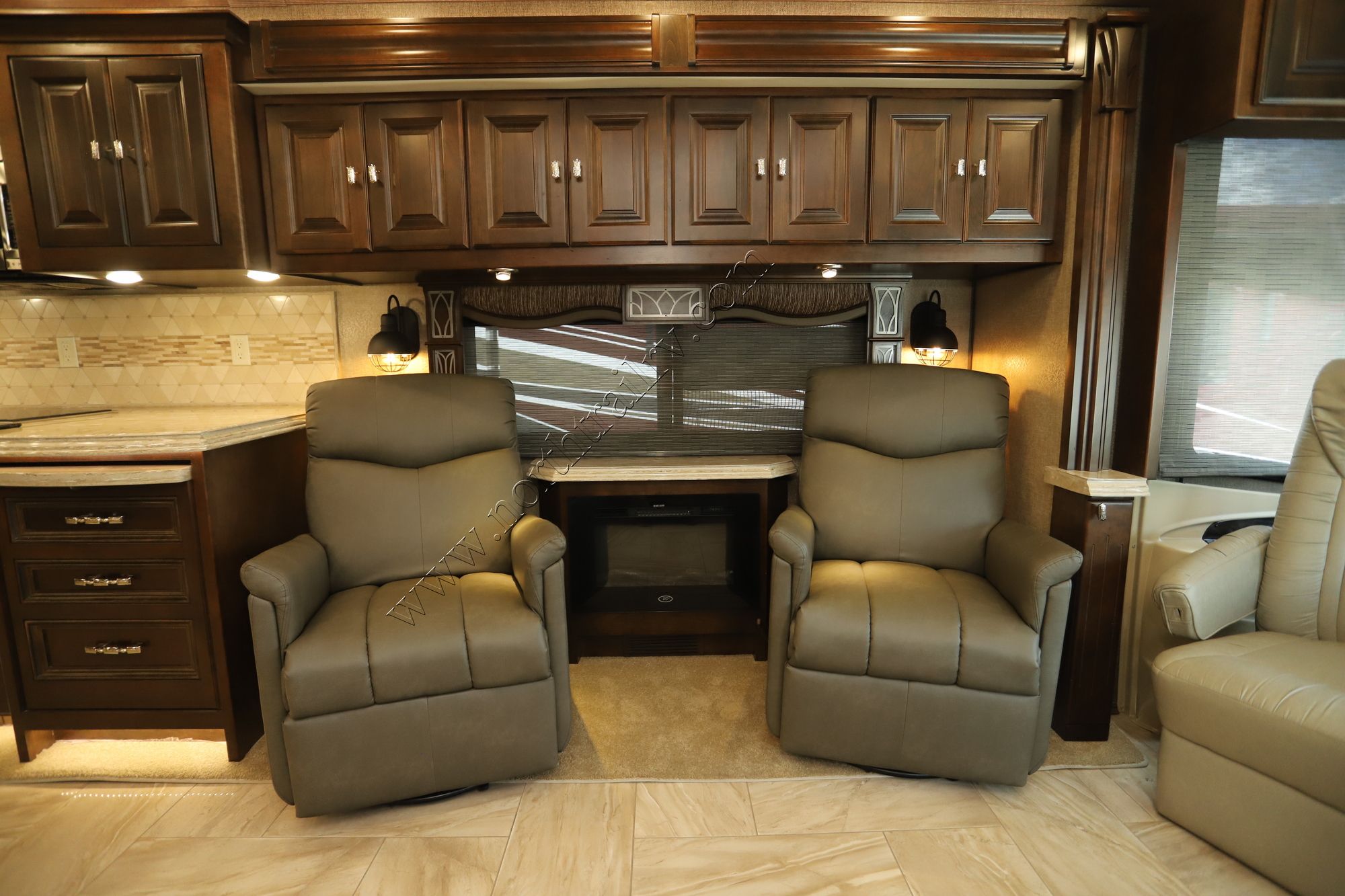 Used 2017 Tiffin Motor Homes Allegro Bus 45OPP Class A  For Sale