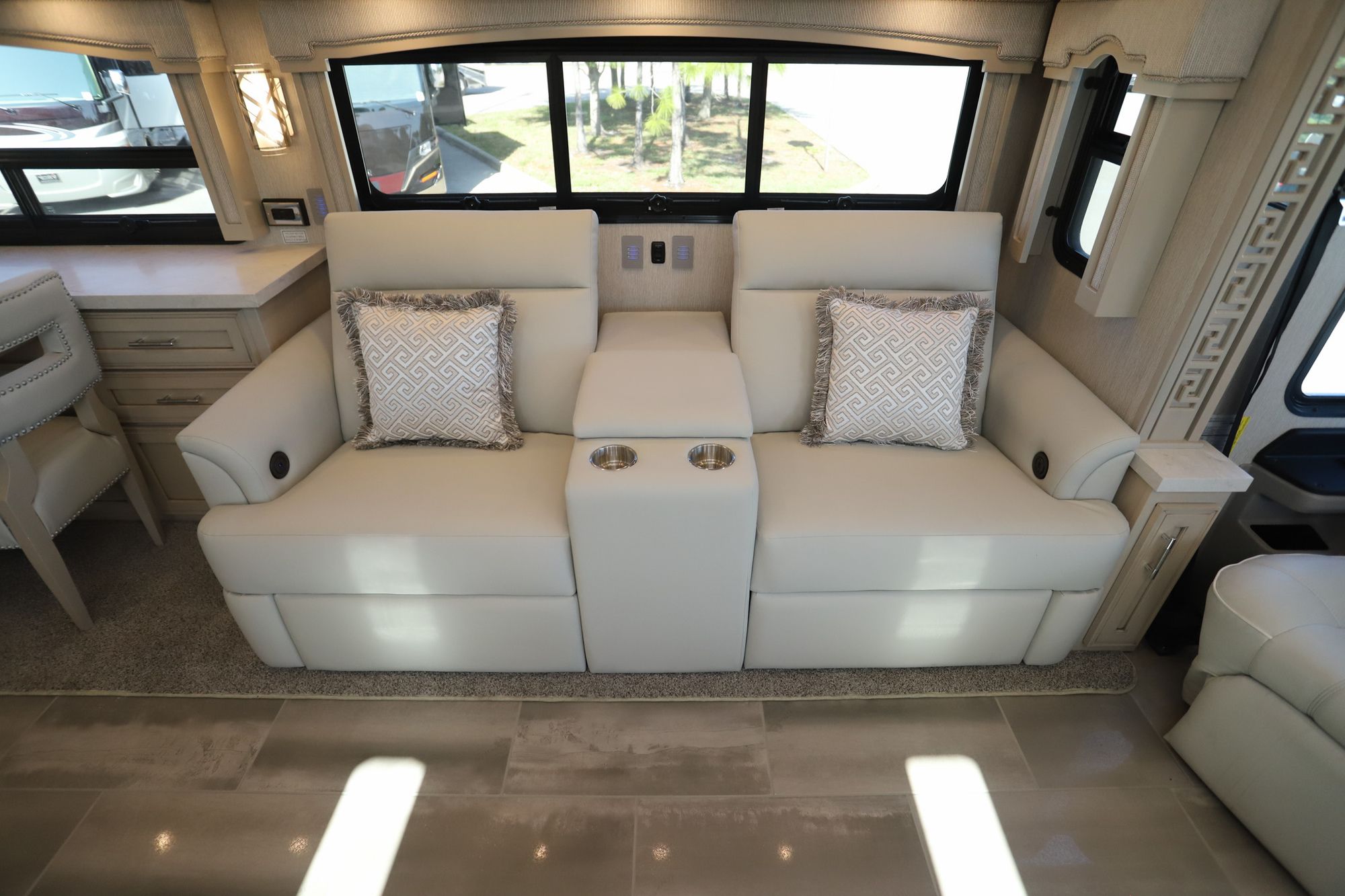 New 2022 Newmar Ventana 4369 Class A  For Sale